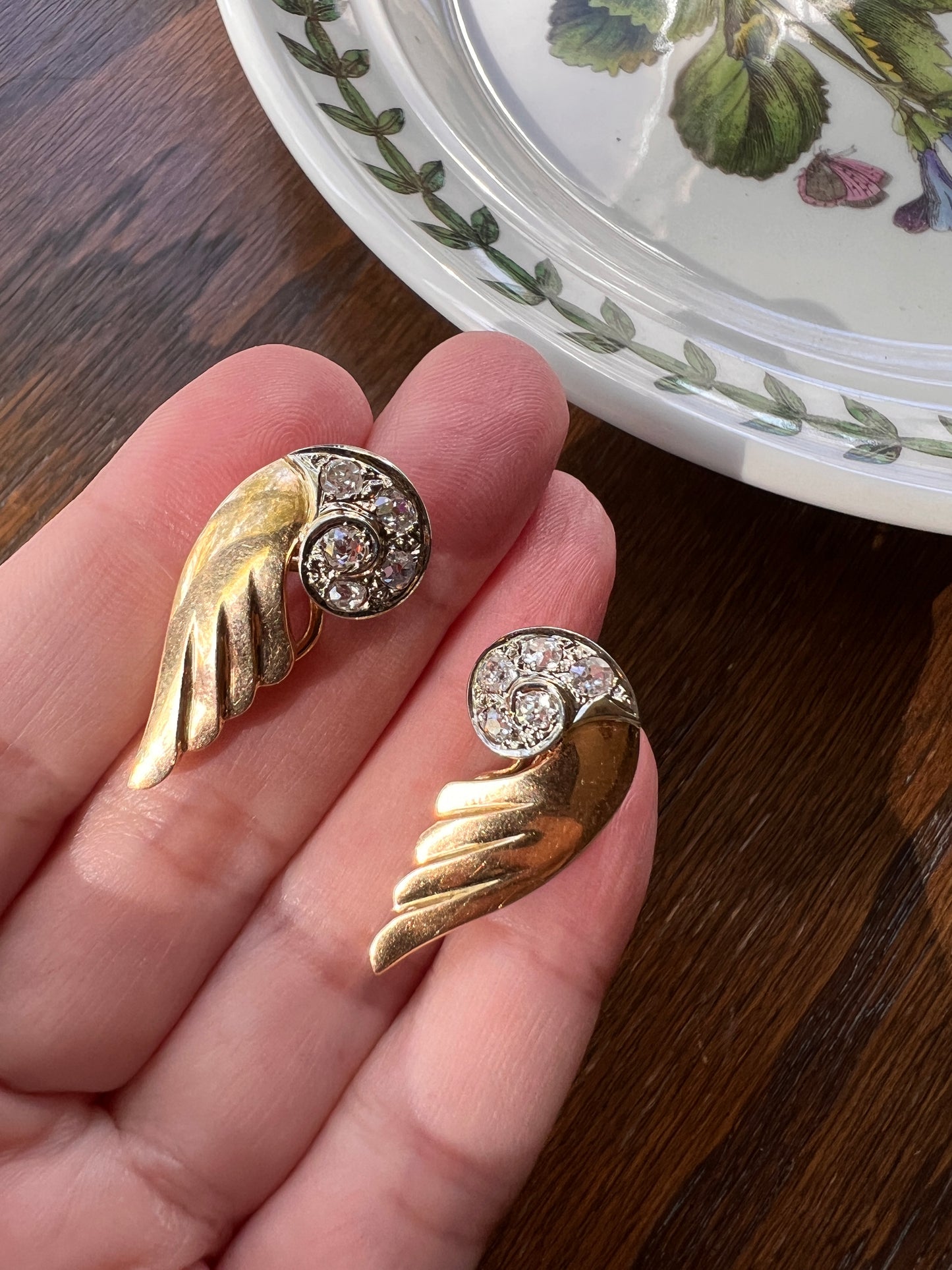 WINGED Fabulous 1 Carat 1 Ctw. Art Deco French Old Mine Cut DIAMOND Earrings 18k Gold Figural Swirl Antique Vintage Climber Crawler Chunky Retro