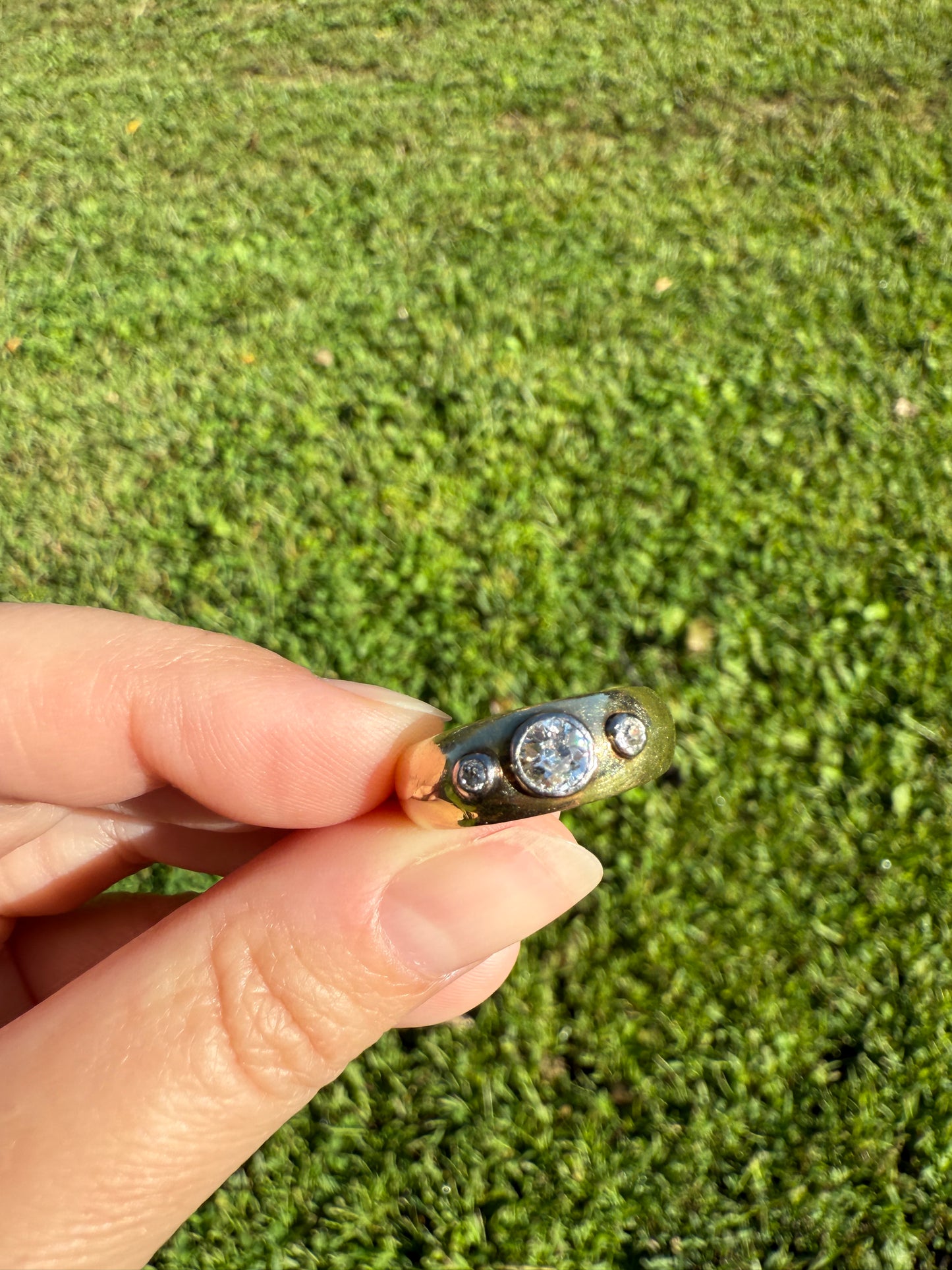 Antique Old Mine Cut DIAMOND Three Stone Chunky Ring 7.1g 14k Gold 7.1mm Wide Band Gypsy Stacker Bezel Set Man or Unisex