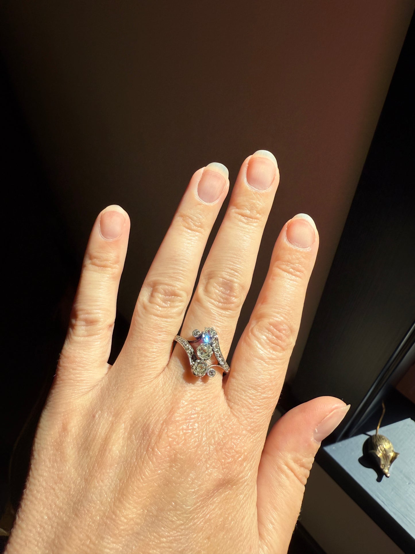 Antique 1.25 Carat Old Mine Cut DIAMOND Three Stone w/ Rose Cut French Ornate Belle Epoque Stacker 18k Gold Platinum