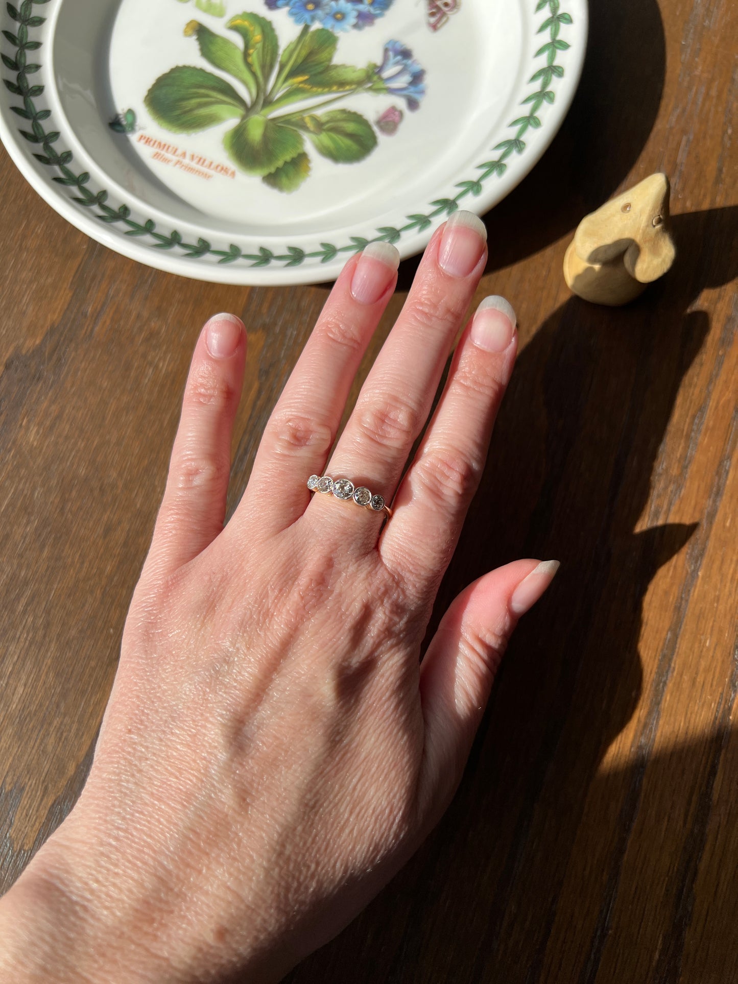 Antique One Carat Champagne White Old Mine Cut DIAMOND 18k Gold Platinum Five Stone Ring Bezel Set Band