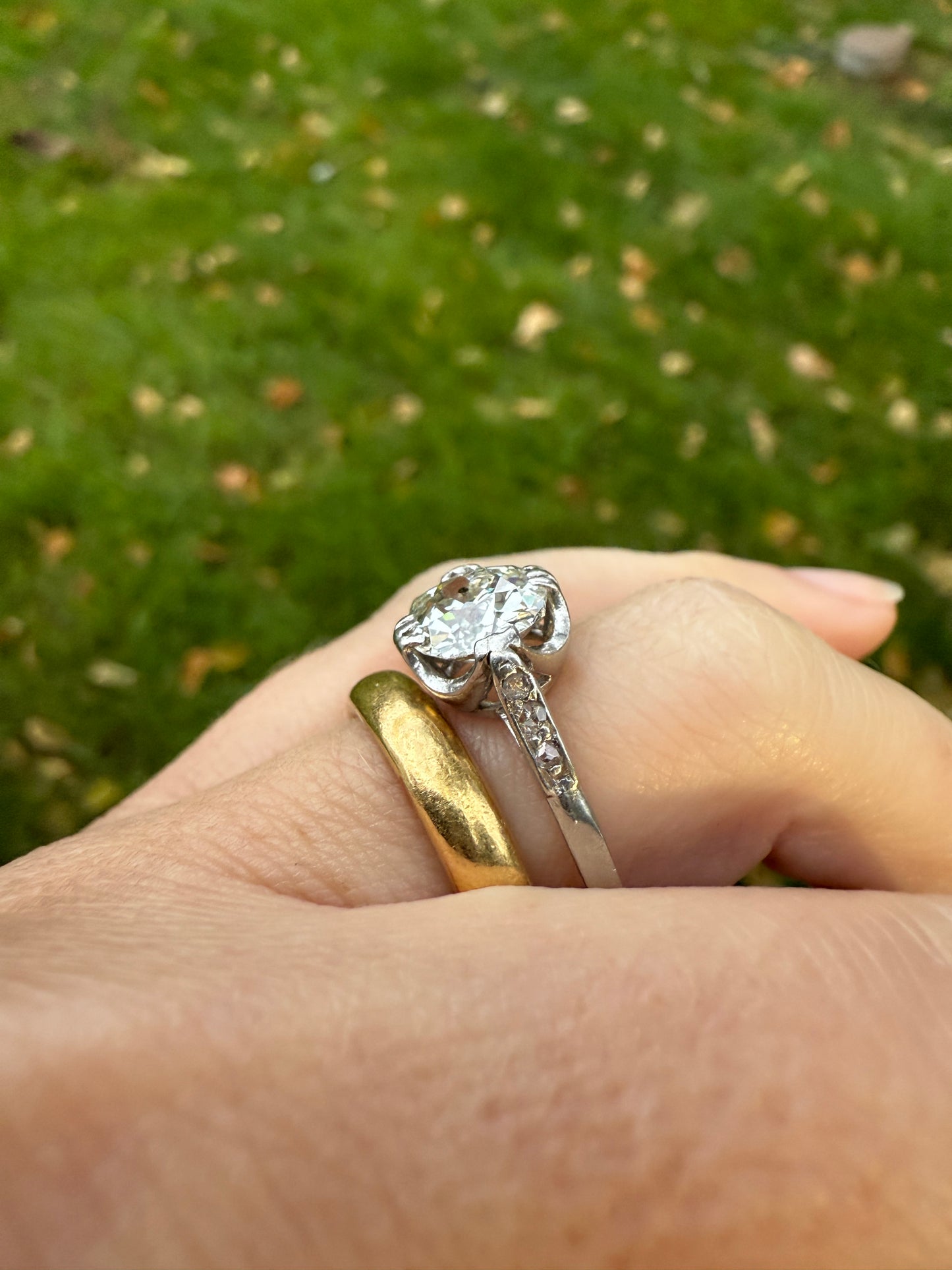 Antique 2 CARATS Tdw Old Mine Cut DIAMOND Solitaire French Engagement Ring with Rose Cut Accents Platinum Stacker Spready OMC