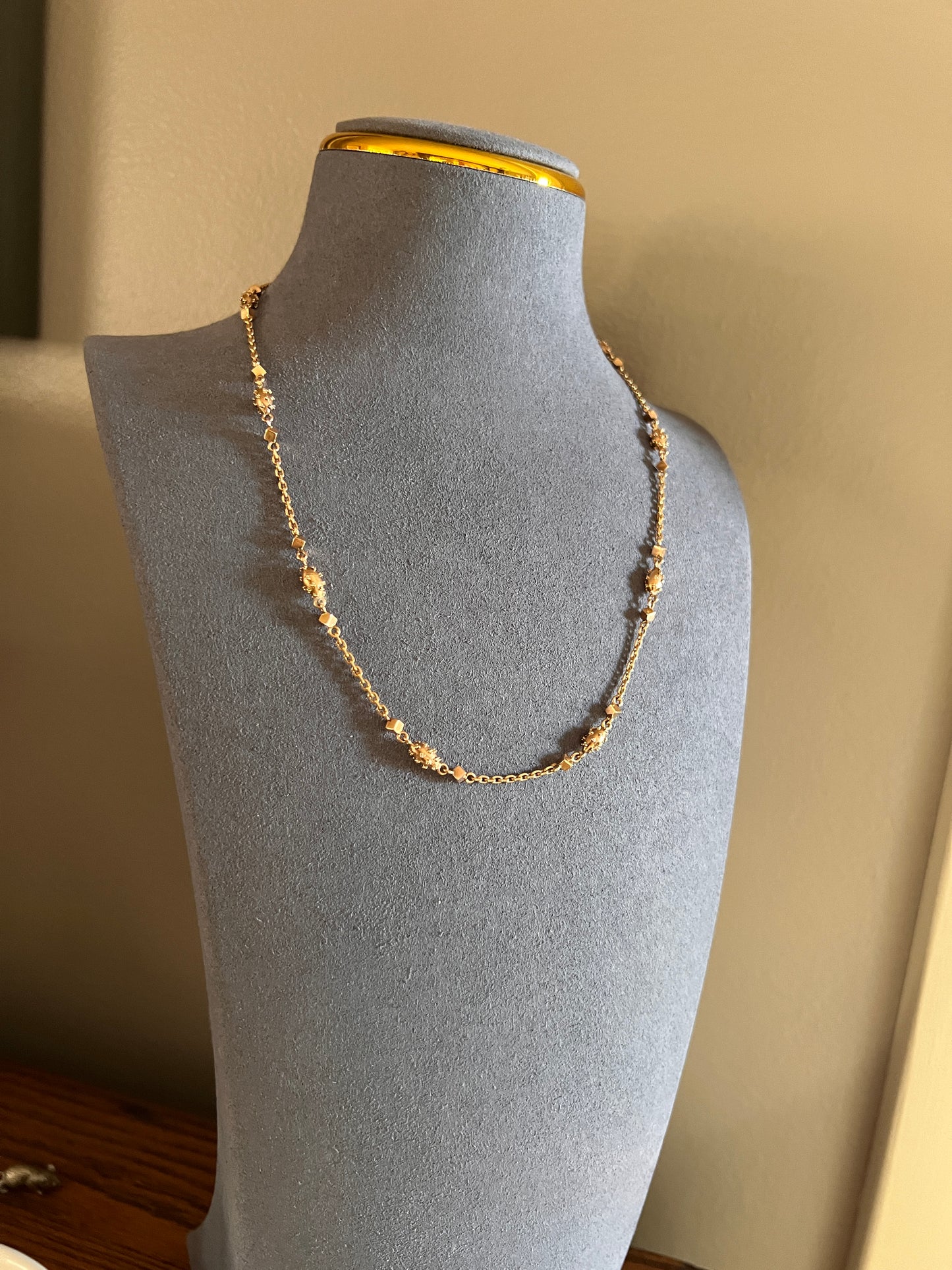 VICTORIAN Era Antique French 18k Gold Chain Necklace Cube Ball Rivet Pendant Holder Warm Glow