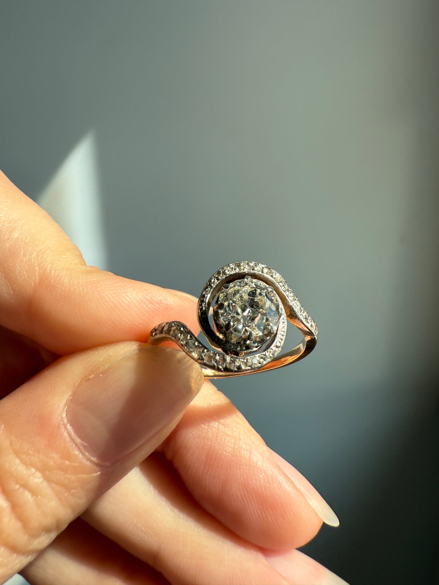 Turbillon French ANTIQUE Swirling 1.25 + Carat Old European Cut DIAMOND 18k Gold & PLATINUM Ring Bypass Rose Cut Halo