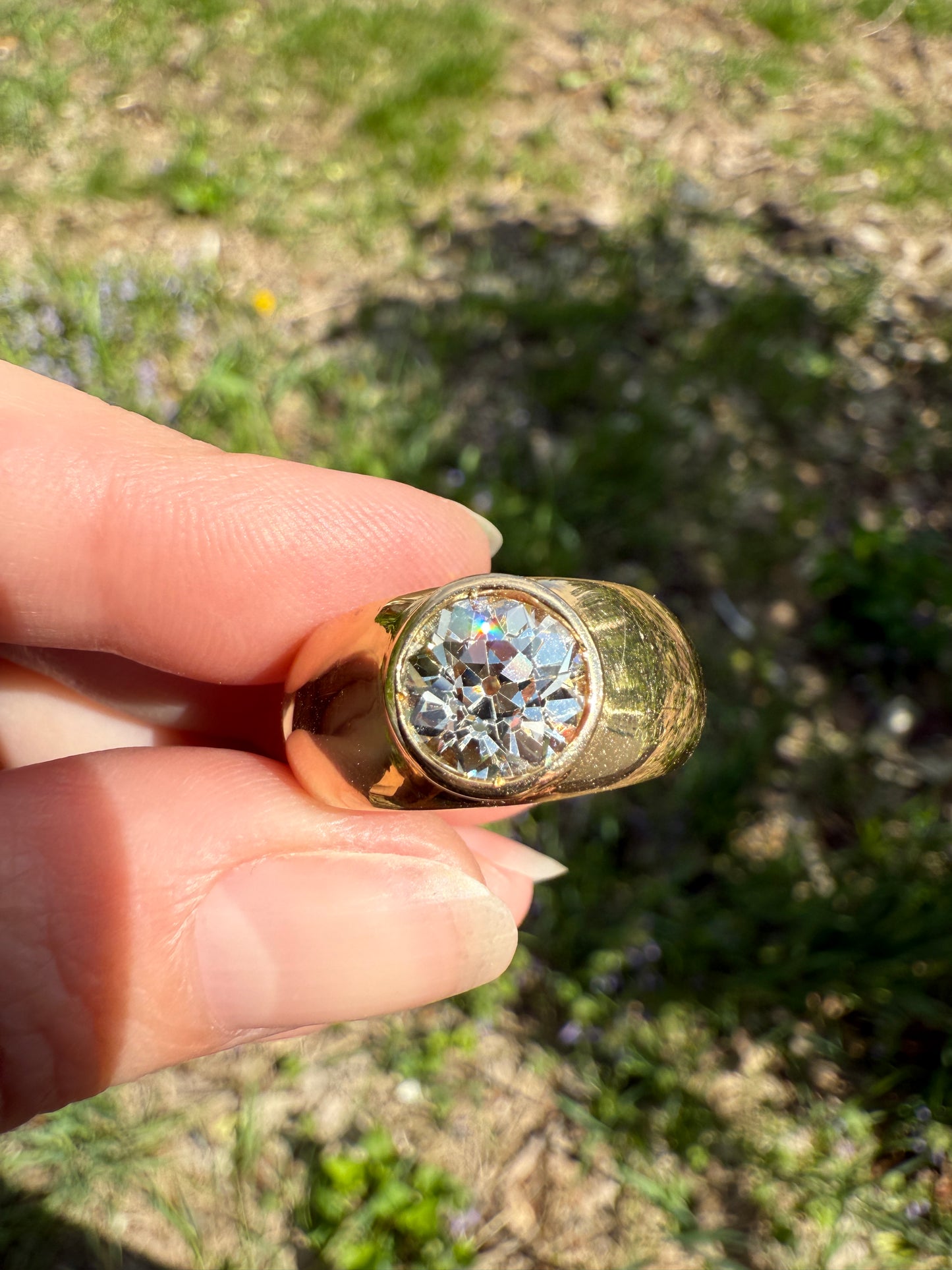 Eye Clean 2.3 Carat Old Mine Cut DIAMOND Antique Stone 18k Gold Vintage Unisex Gypsy Ring Solitaire Chunky Wide Band
