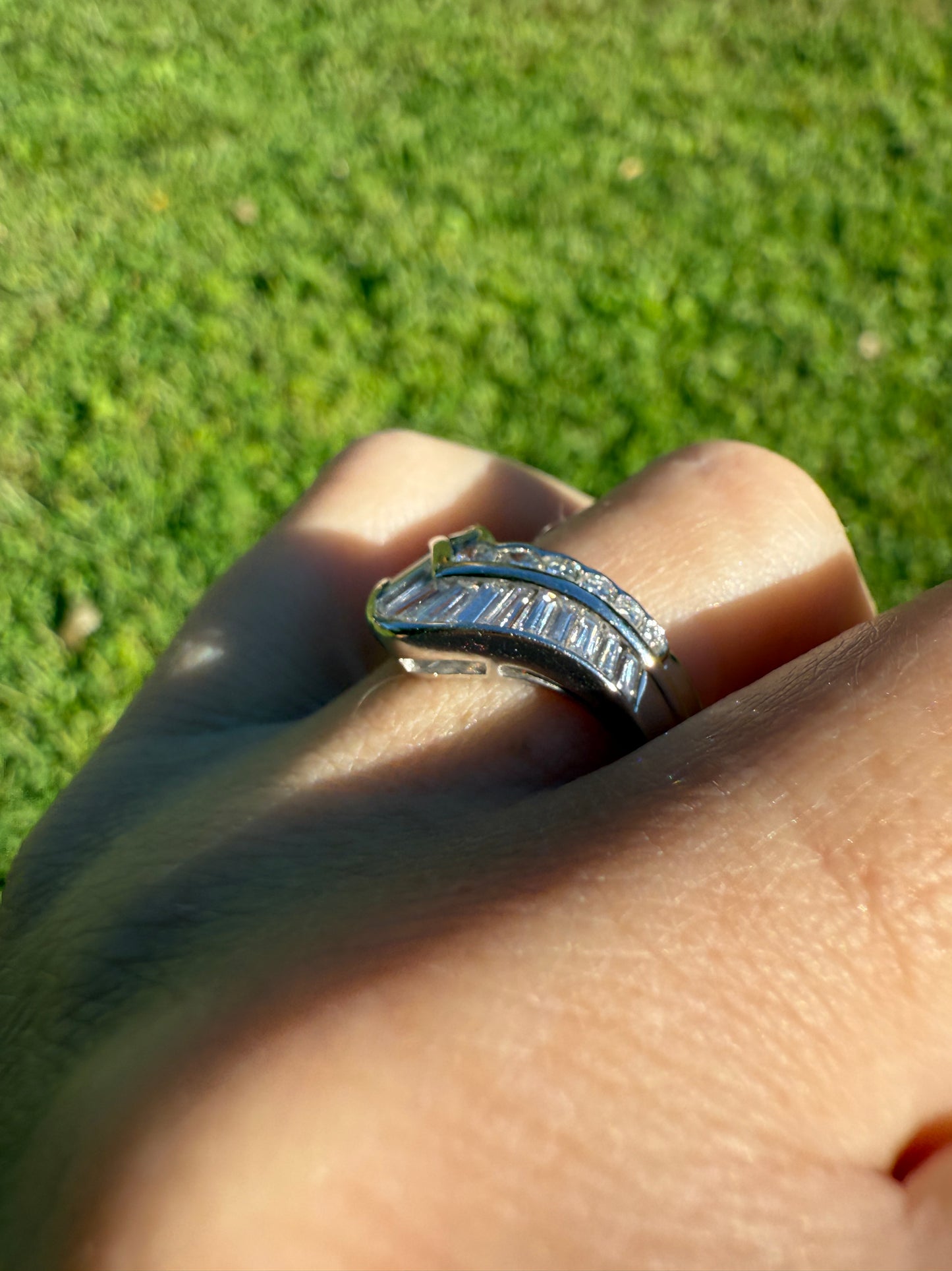 Chevron TIARA 1.5 Carat Baguette Brilliant Cut Diamonds French 8.5g PLATINUM Vintage V Ring Stacker Band Chunky