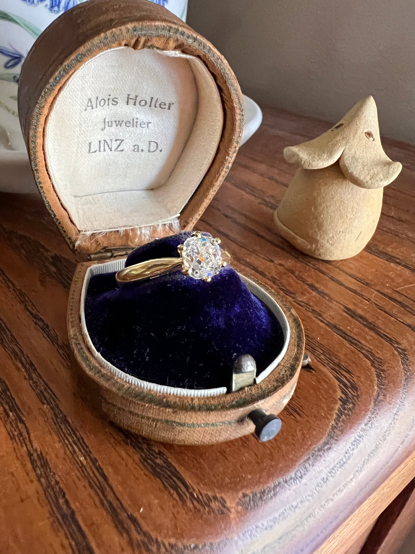 Vintage EYE CLEAN 1 Carat + French Solitaire Ring Chunky Antique Cushion Old Mine Cut DIAMOND Band 18k Gold Engagement