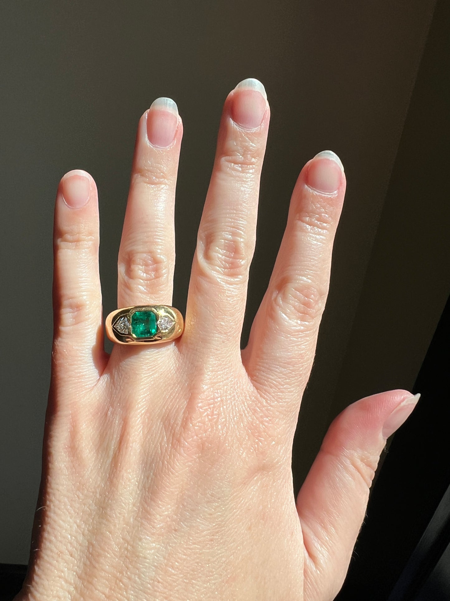 HEXAGON SHIELD Diamond Green EMERALD Chunky Vintage Three Stone Gypsy Ring French 18k Gold Wide Band Natural Heavy