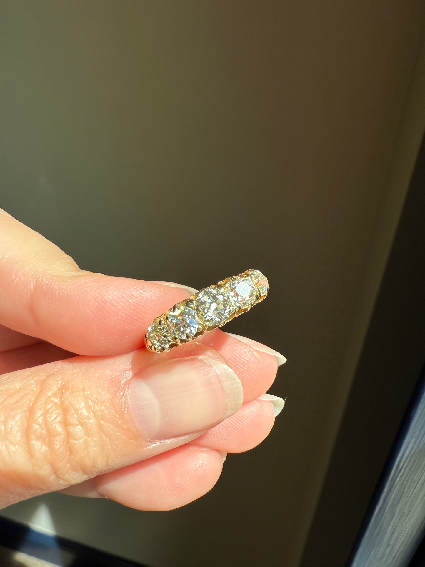 Antique 1.5 Carat Old Mine Cut DIAMOND 5 Five Stone Band Ring 18k Gold Scrolled Victorian c1888