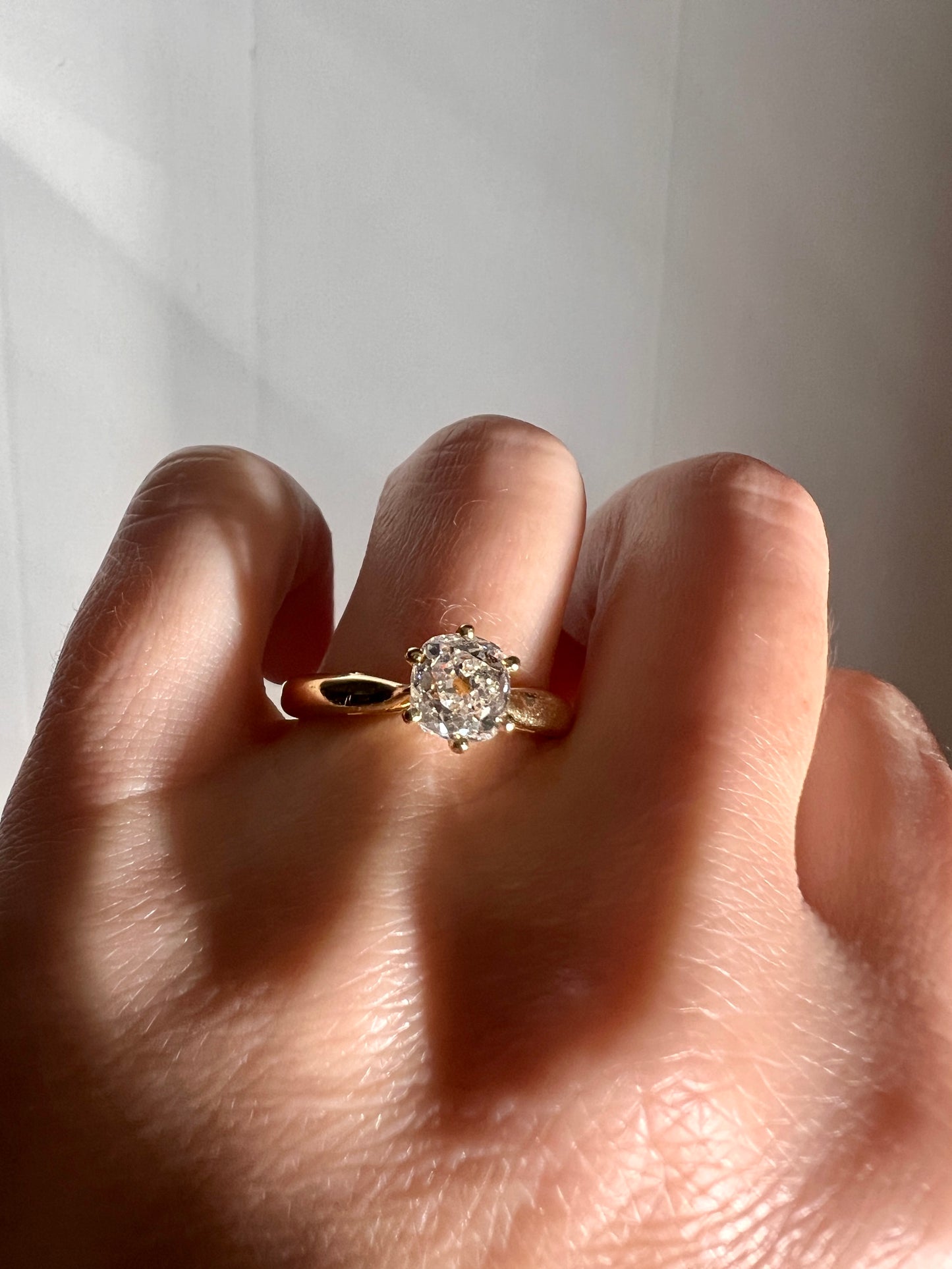 Vintage EYE CLEAN 1 Carat + French Solitaire Ring Chunky Antique Cushion Old Mine Cut DIAMOND Band 18k Gold Engagement