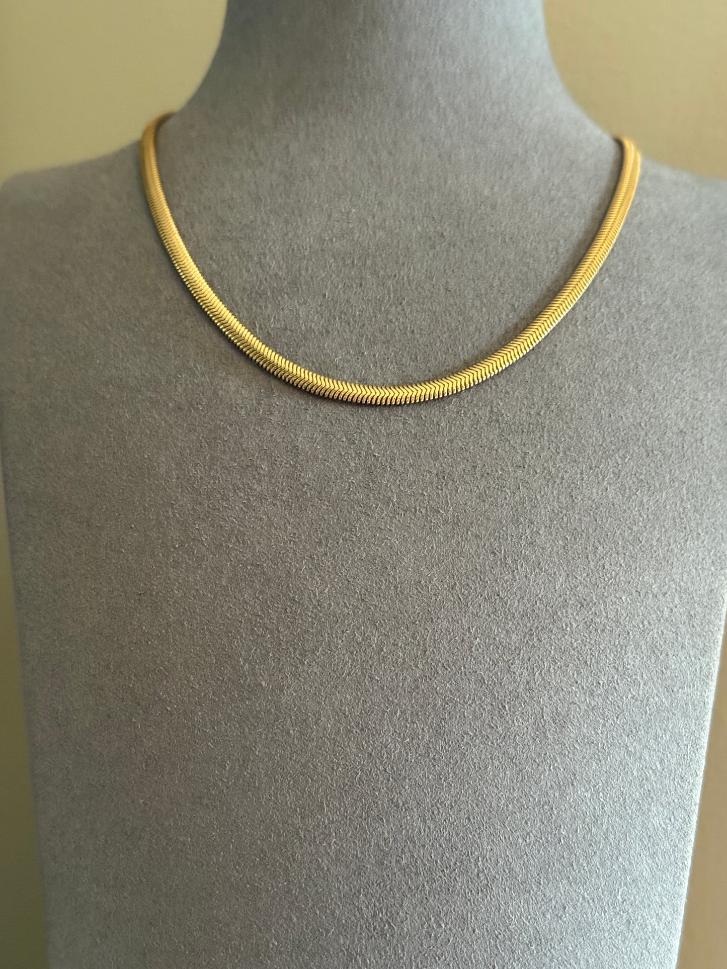 Retro Vintage Gold Filled Liquid Snake Chain Herringbone Layering Necklace