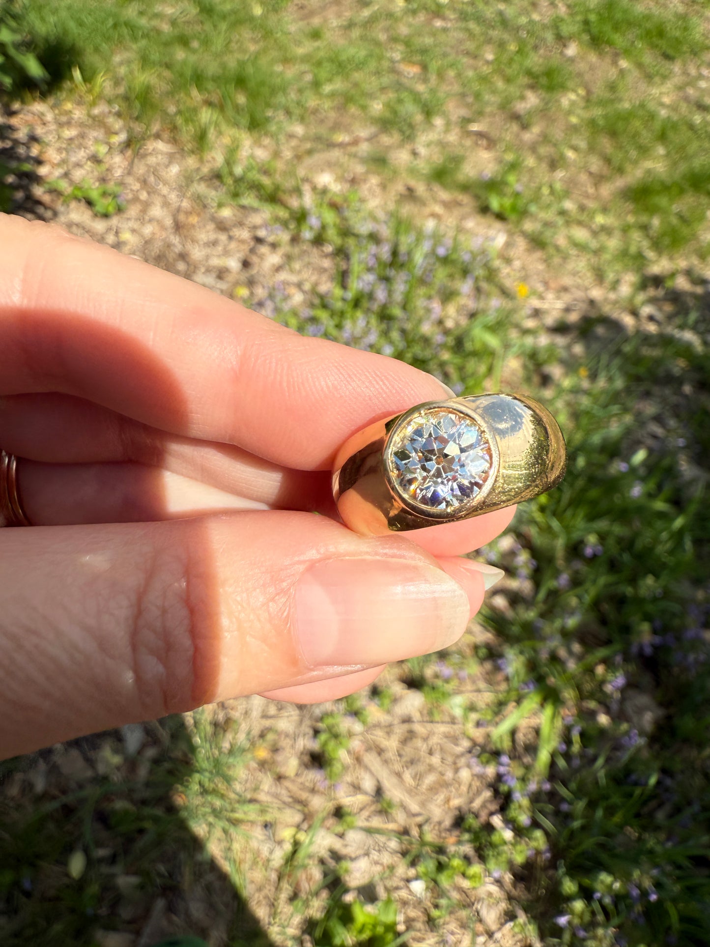 Eye Clean 2.3 Carat Old Mine Cut DIAMOND Antique Stone 18k Gold Vintage Unisex Gypsy Ring Solitaire Chunky Wide Band