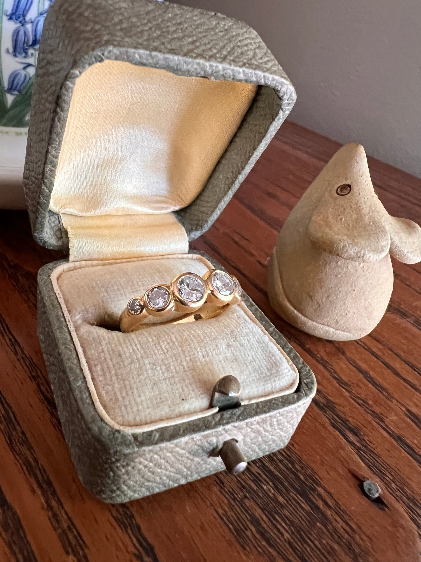 Unique SIX Stone .84 Carat Old European Transitional Cut DIAMOND Set Band Stacker Ring 18k Gold French Vintage