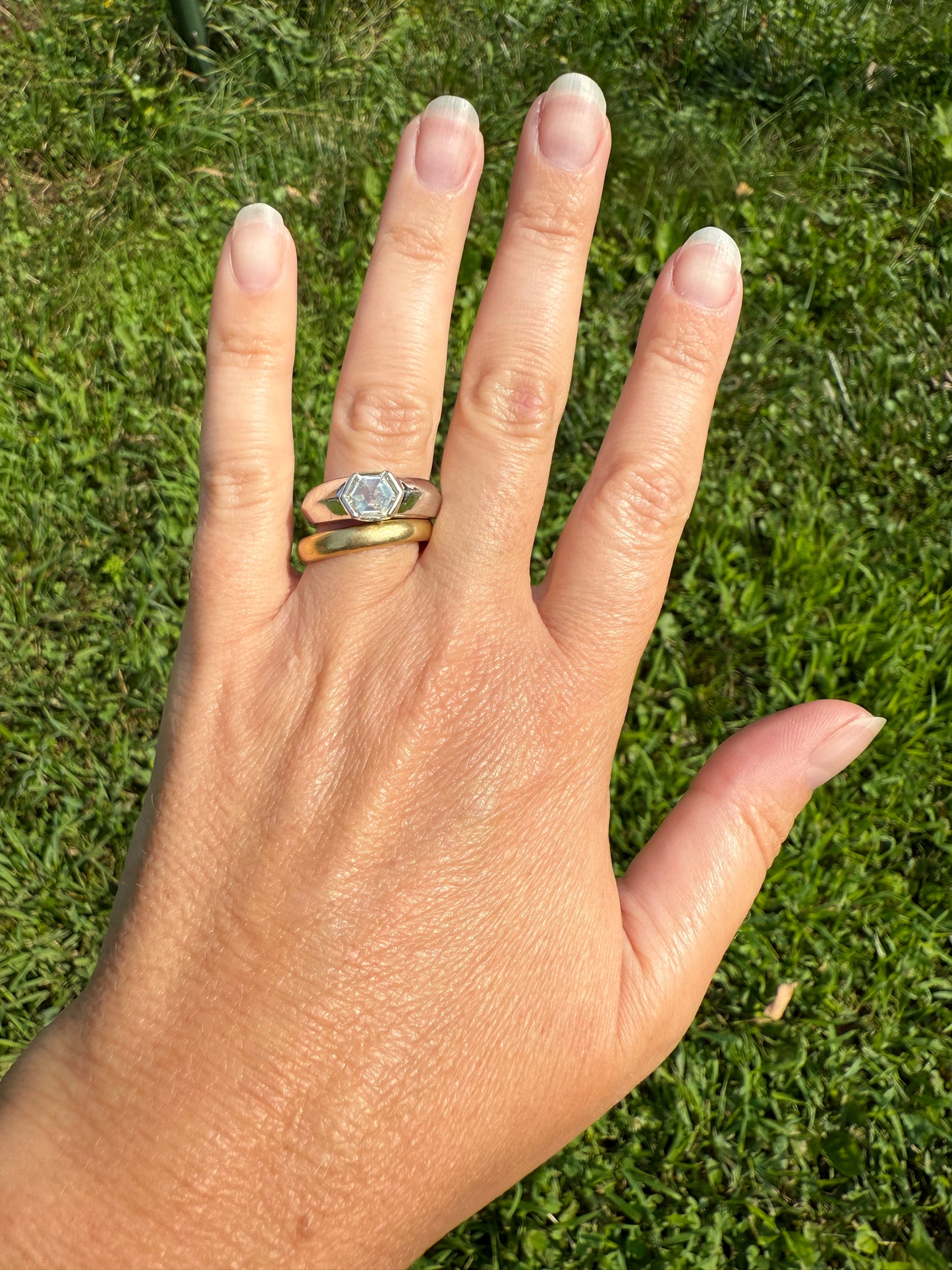 Rare HEXAGON Natural Diamond Pale Yellow French Vintage 18k White Gold Gypsy Ring 9.1g Chunky Sturdy Stacker Unisex Step Cut Beveled Band