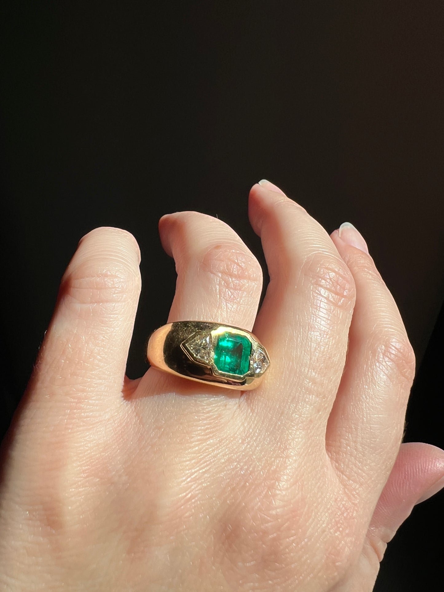 HEXAGON SHIELD Diamond Green EMERALD Chunky Vintage Three Stone Gypsy Ring French 18k Gold Wide Band Natural Heavy