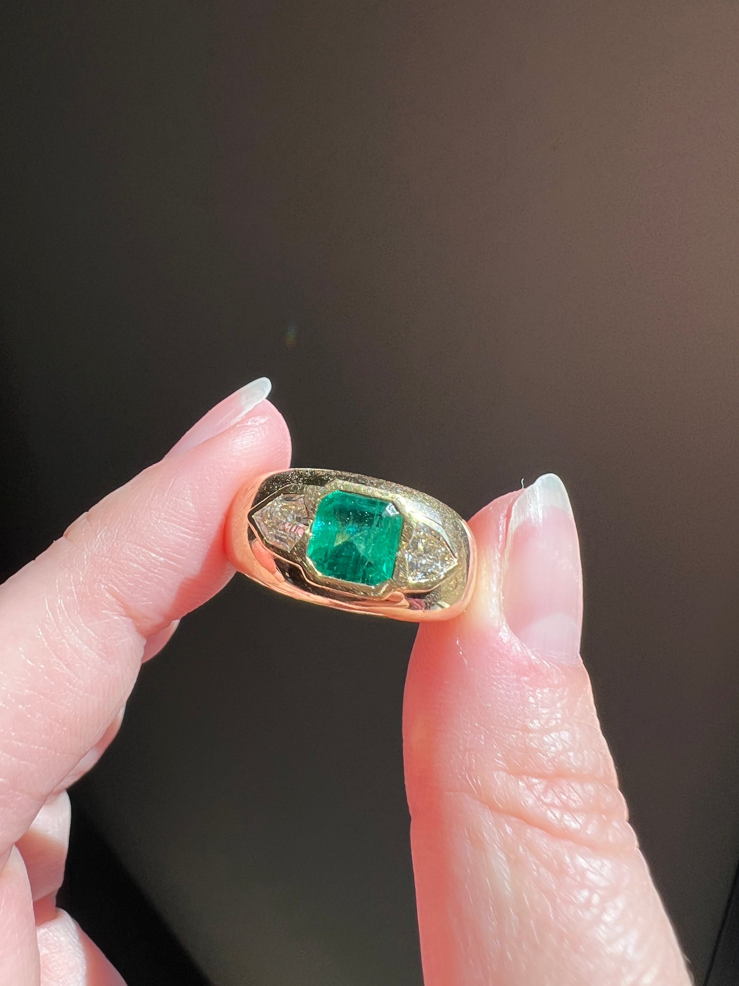 HEXAGON SHIELD Diamond Green EMERALD Chunky Vintage Three Stone Gypsy Ring French 18k Gold Wide Band Natural Heavy
