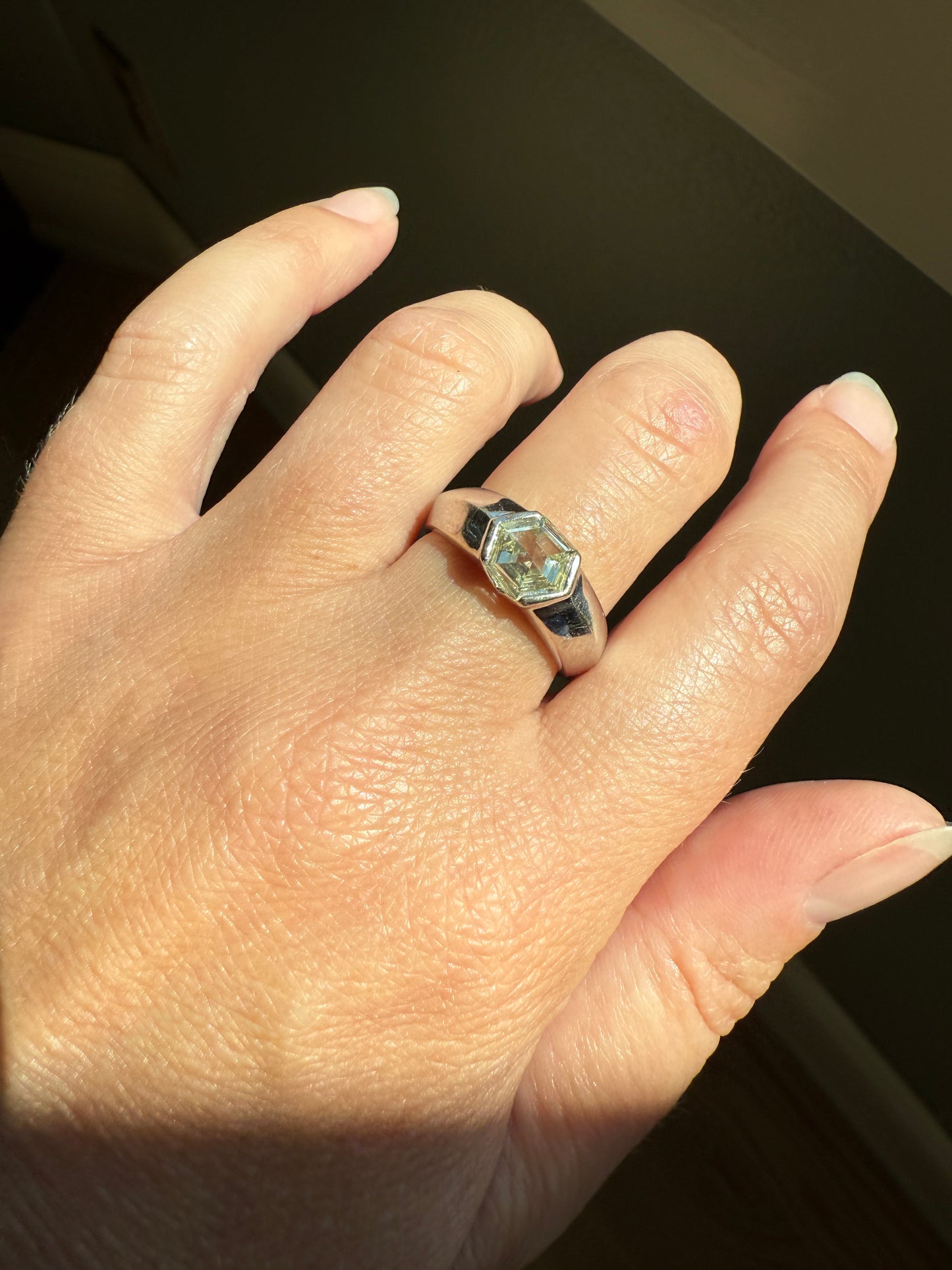 Rare HEXAGON Natural Diamond Pale Yellow French Vintage 18k White Gold Gypsy Ring 9.1g Chunky Sturdy Stacker Unisex Step Cut Beveled Band