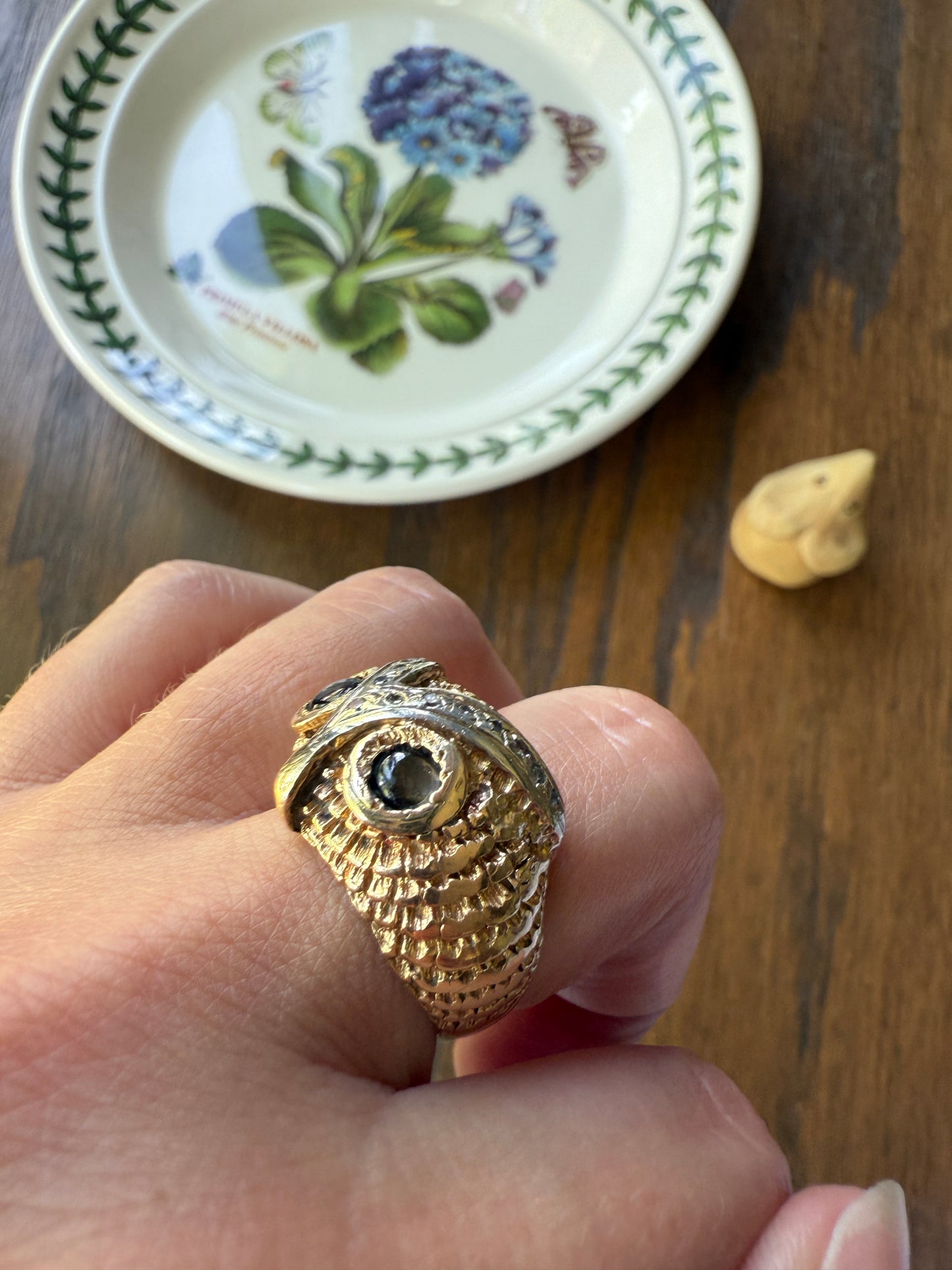 OWL Vintage Figural HEAVY 12.7g 14k Gold Ring Cat's Eye Gray Chrysoberyl Eyes Two Tone Diamond Accents Domed Chunky Unisex Statement Wisdom