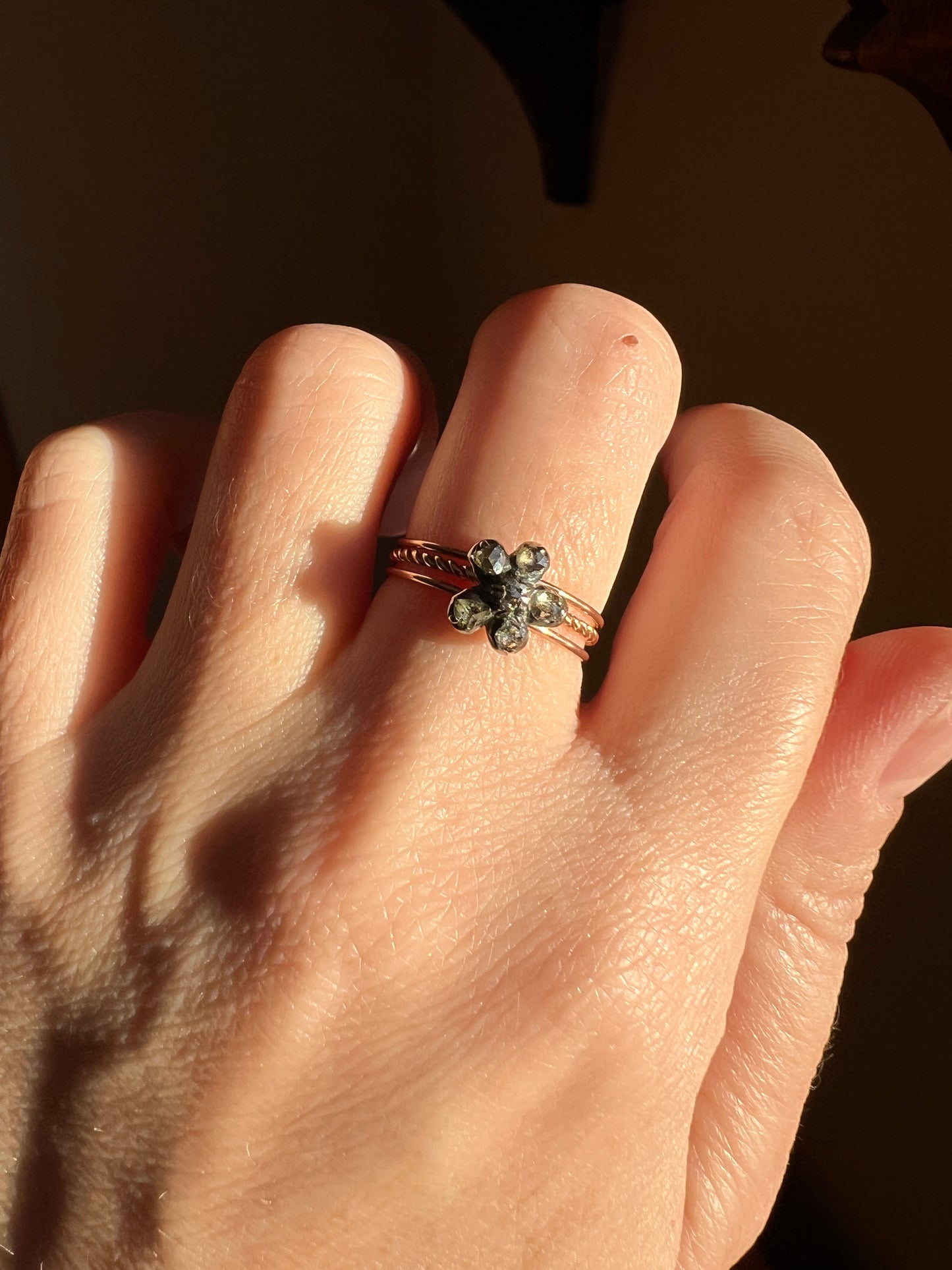 GEORGIAN Antique PANSY Floral Rose Cut Diamond Cluster Slide 18k GOLD Skinny Multi Three Band Stacker Ring French