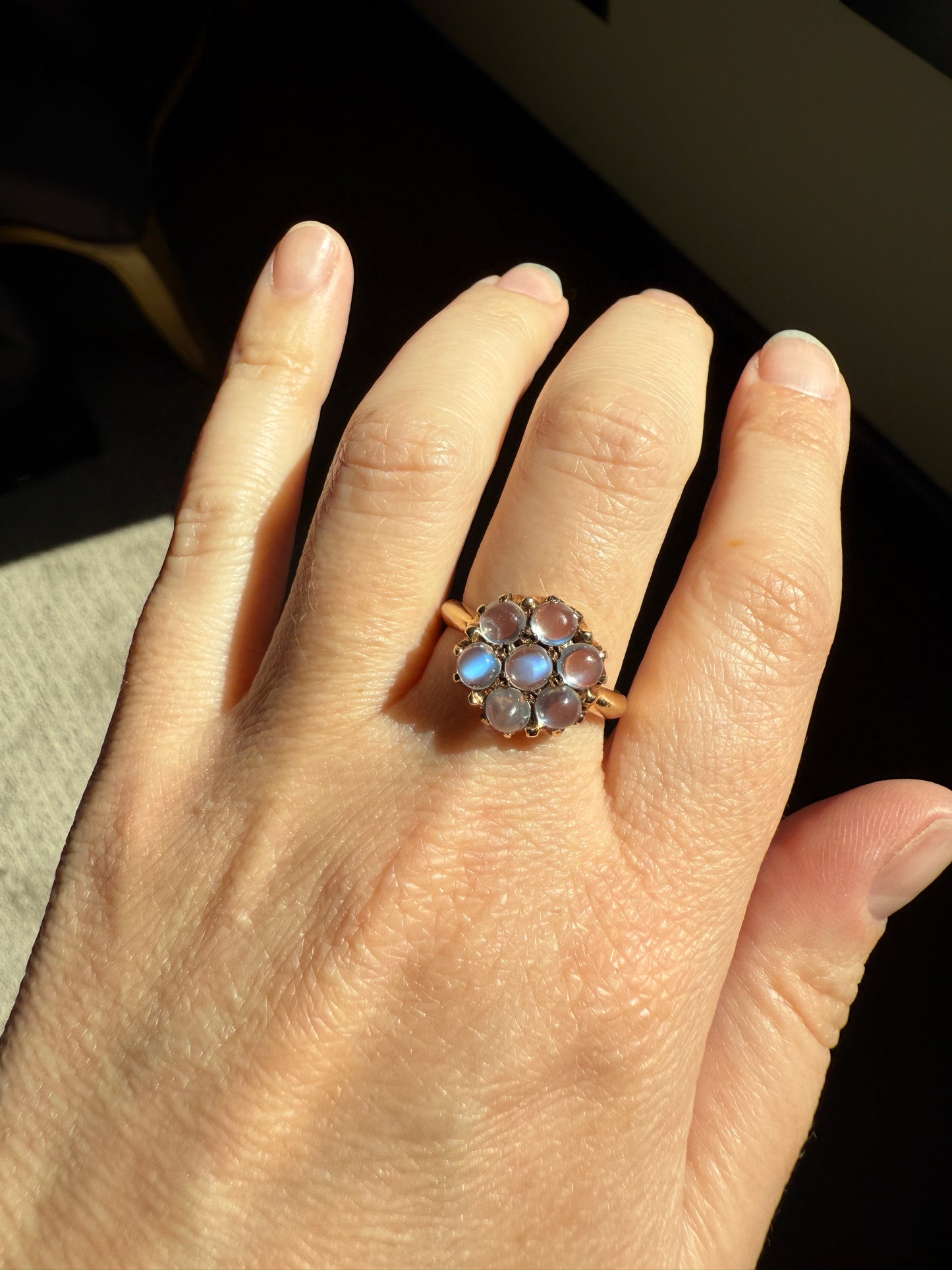 MOONSTONE Daisy Cluster Halo Ring Vintage to Art Deco Antique 14k Gold Seven Stone Blue Flash Chunky Glowing Orbs