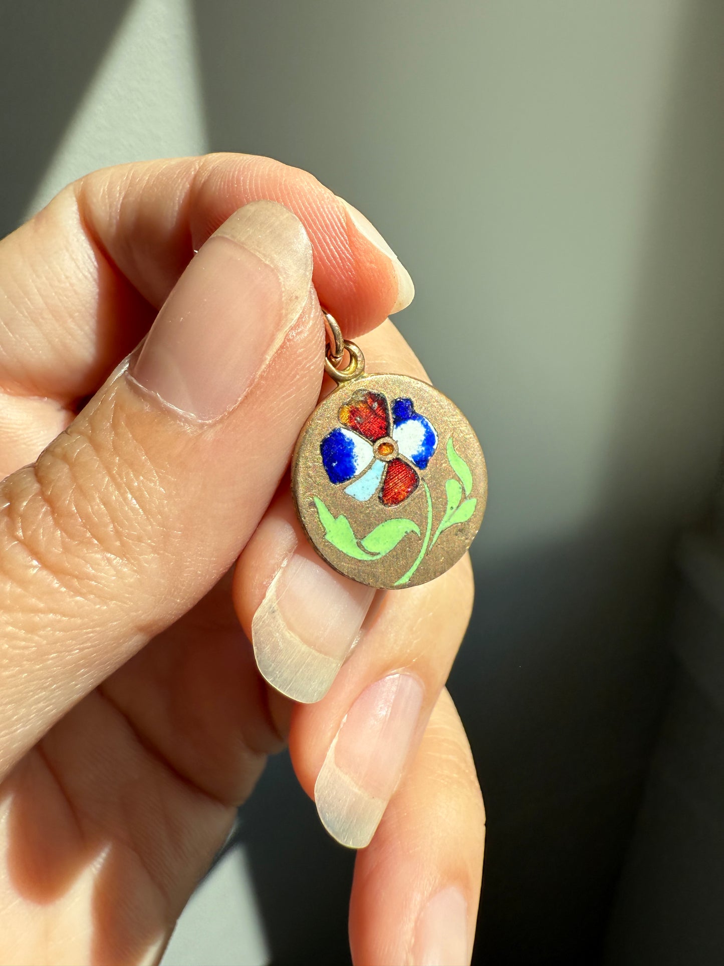 FLORAL Antique PANSY Enamel Flower Pendant Charm Victorian Enamel inlaid Brass Flower Medal Medallion Love Token Red Blue Green White