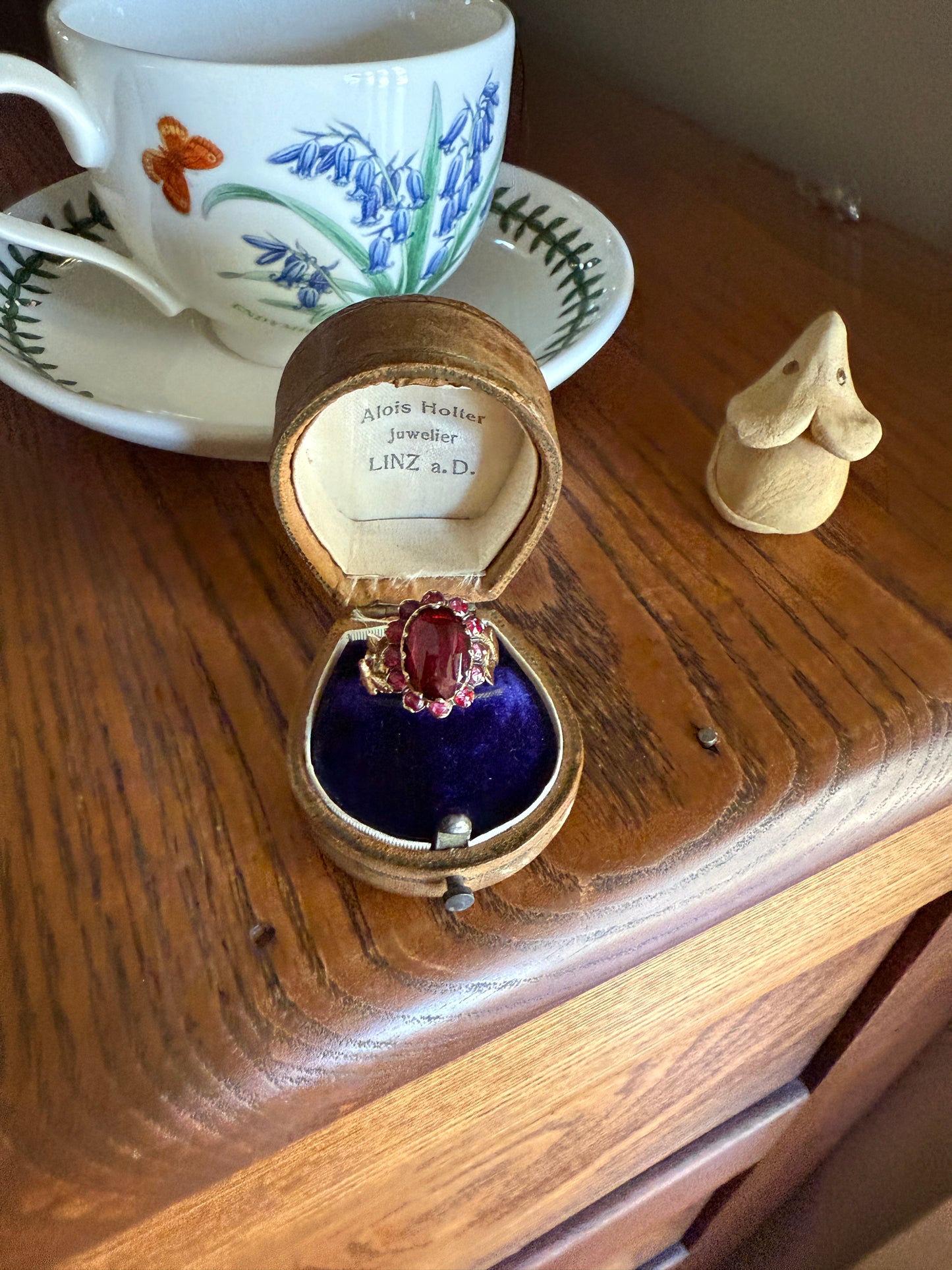 Antique Perpignan GARNET Oval Almandine Cluster Ring French VICTORIAN Era 18k Gold Vine Leaf