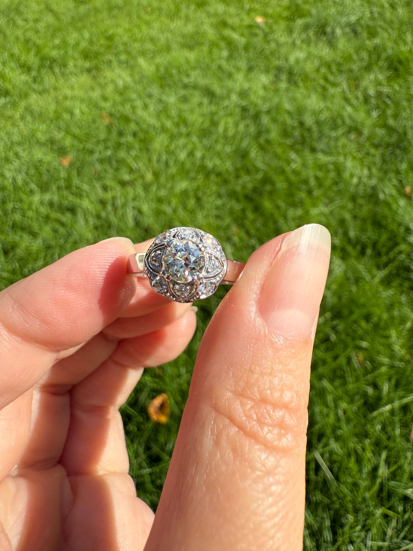 Vintage 1 Carat Tdw Antique Old European Cut Diamonds 18k White Gold Ring Scandinavian Domed Ornate Cluster Ring Art Deco Edwardian Style