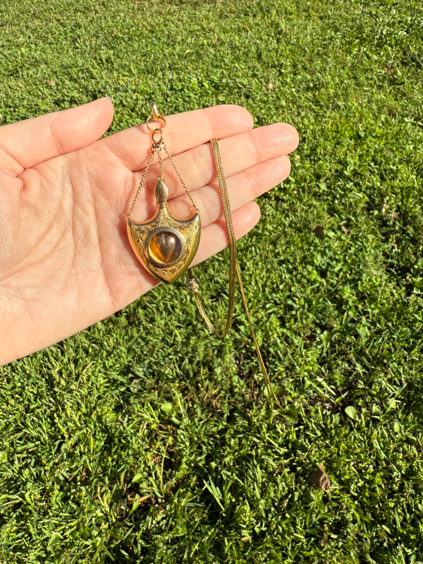 SHIELD w/ HEART Locket Georgian Era Antique FLASK Pendant Figural 18k Gold Large Swedish Vinaigrette w/ Stopper