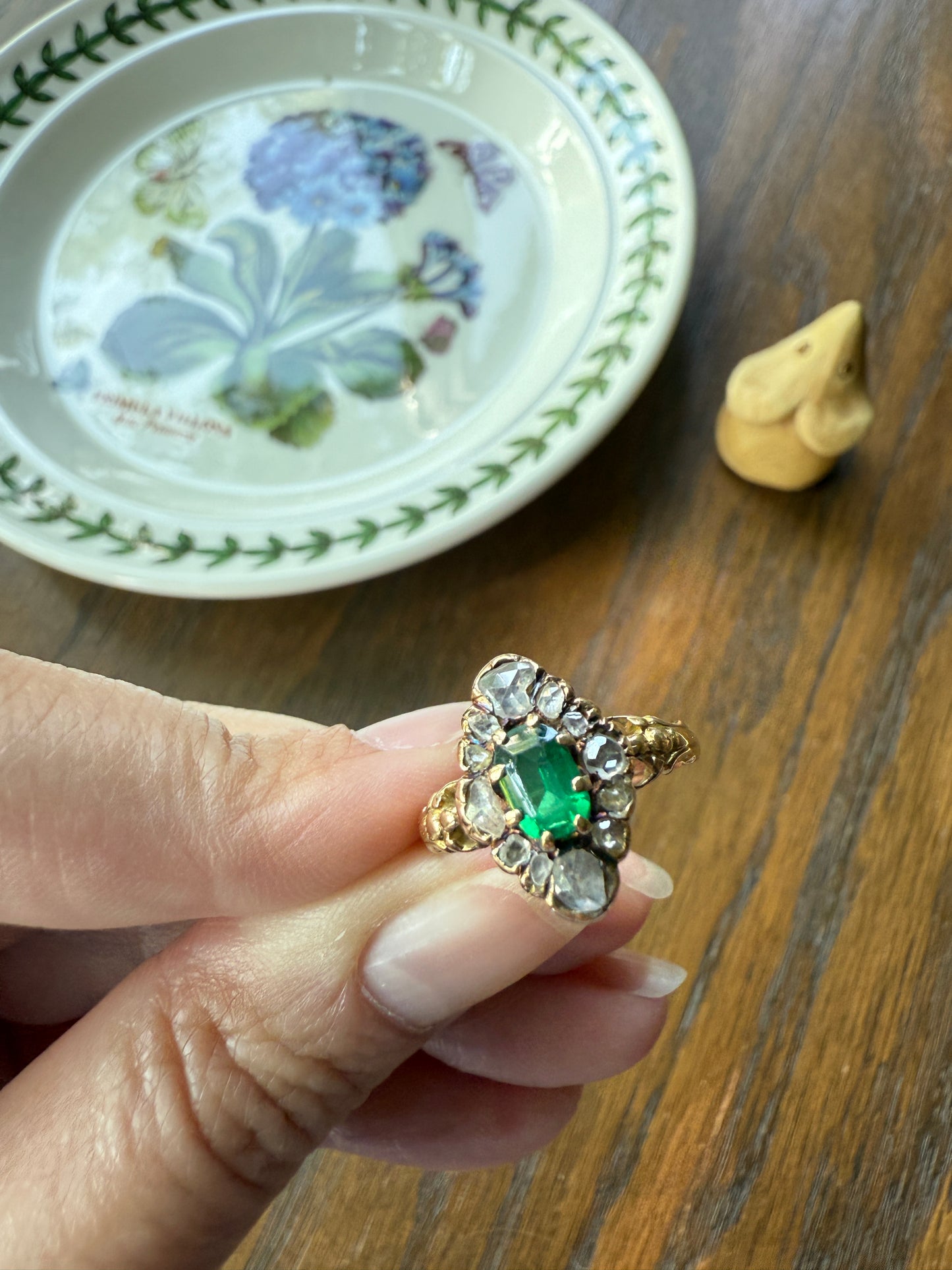 BOWS Green Spinel Rose Cut DIAMOND Cluster Halo French Antique Ring 18k Gold Victorian Art Nouveau Belle Epoque