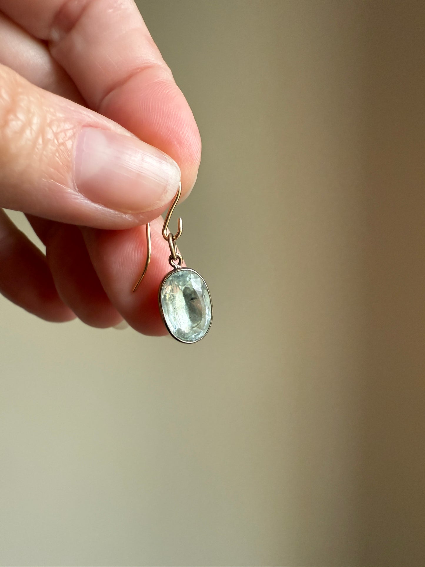 AQUAMARINE Victorian Antique Blue French 18k Gold Drop PENDANT Oval Domed Foil Back Minimalist Bracelet Necklace Charm or For Earrings Something Old Blue Bridal