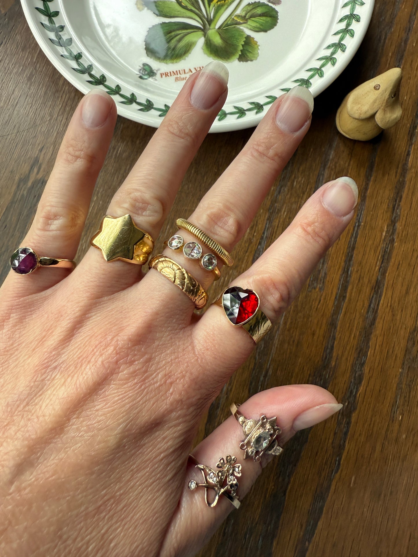 Dated FLORAL Embossed 5mm Scrolled Vintage c1960 Wedding Band 18k Gold Solid Eternity Ring Ornate Engraved Stacker Victorian Style