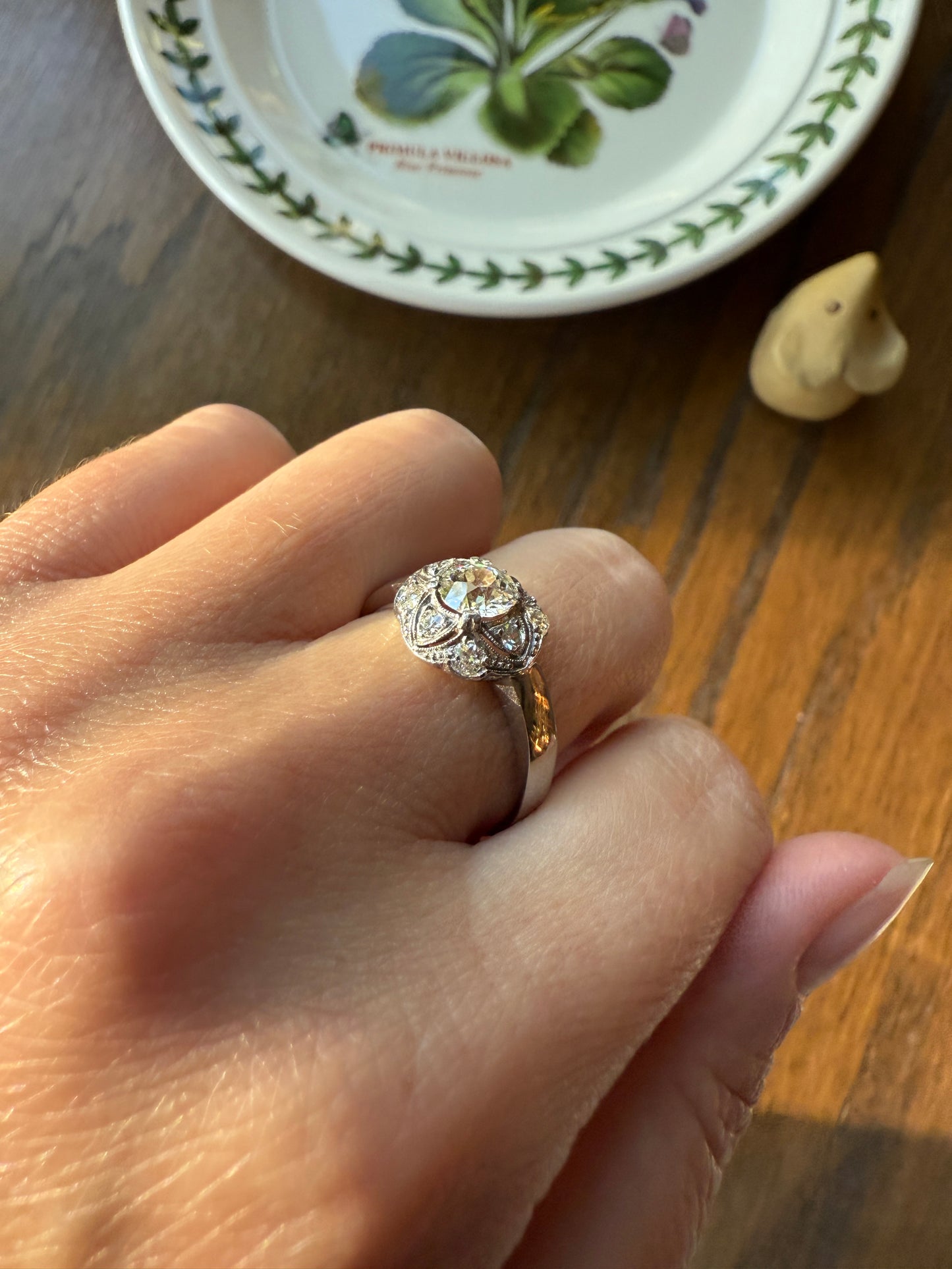 Vintage 1 Carat Tdw Antique Old European Cut Diamonds 18k White Gold Ring Scandinavian Domed Ornate Cluster Ring Art Deco Edwardian Style