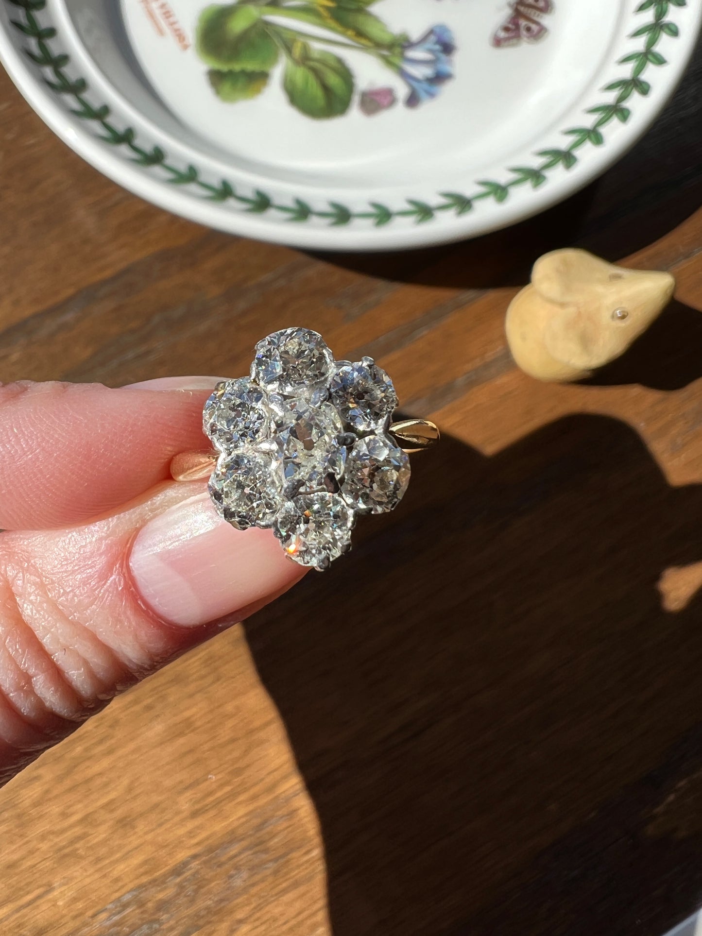 Antique OVAL 3 Carats Old Mine Cut DIAMOND Ring Scalloped Halo Daisy Cluster Stacker 3Ctw OmC