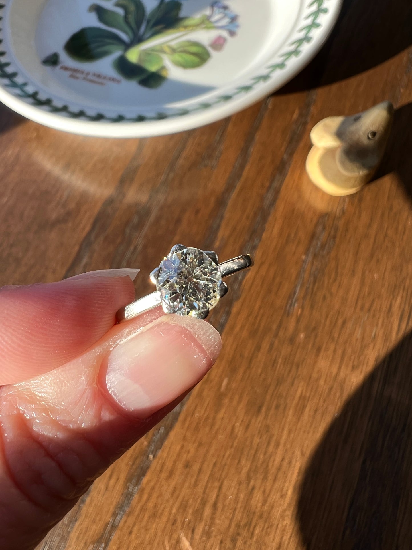 Antique 1 CARAT Old Mine Cut DIAMOND Solitaire Engagement Ring 18k White Gold PLATINUM French Art Deco Warm Very Pale Yellow Tall