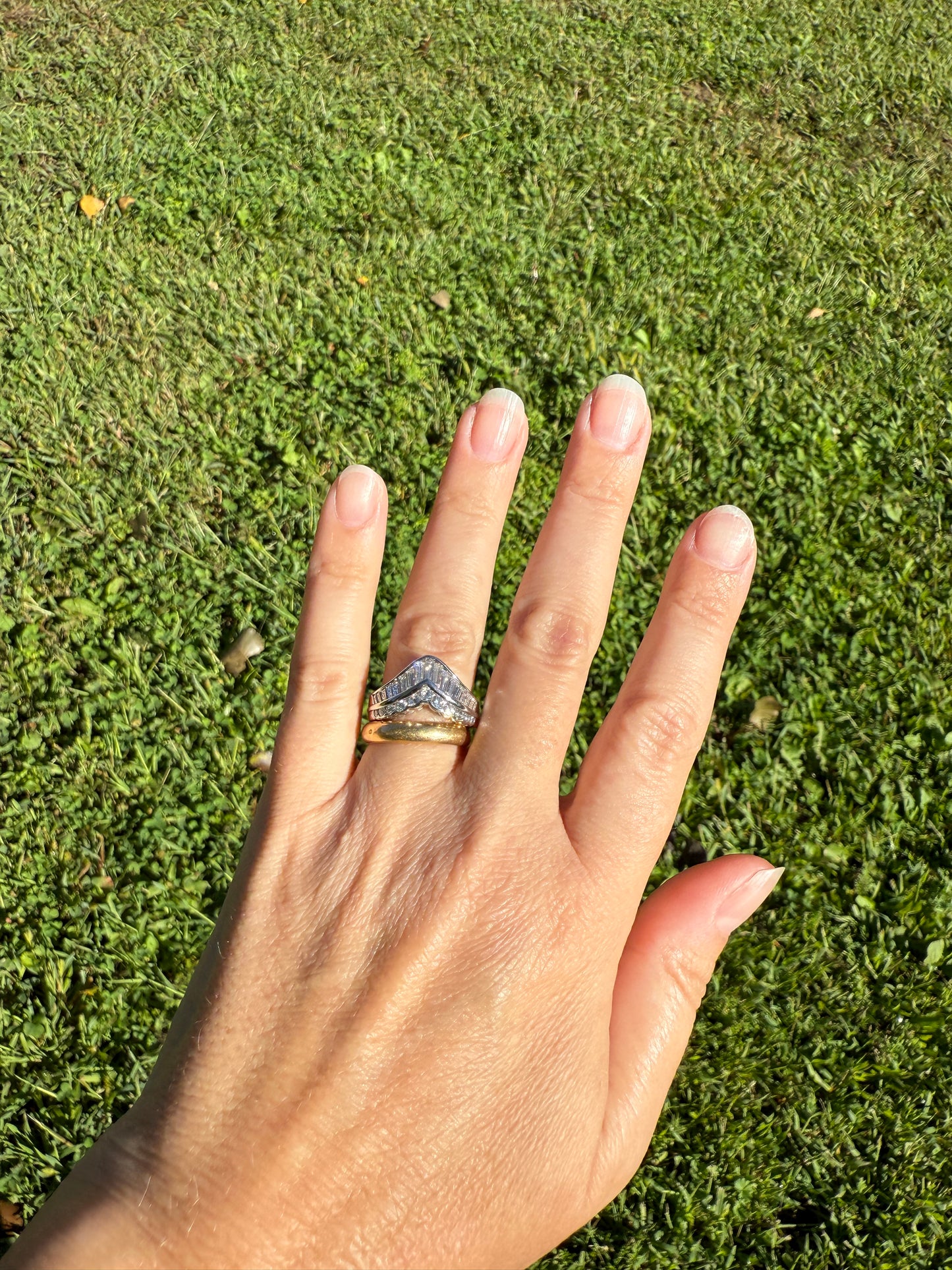 Chevron TIARA 1.5 Carat Baguette Brilliant Cut Diamonds French 8.5g PLATINUM Vintage V Ring Stacker Band Chunky