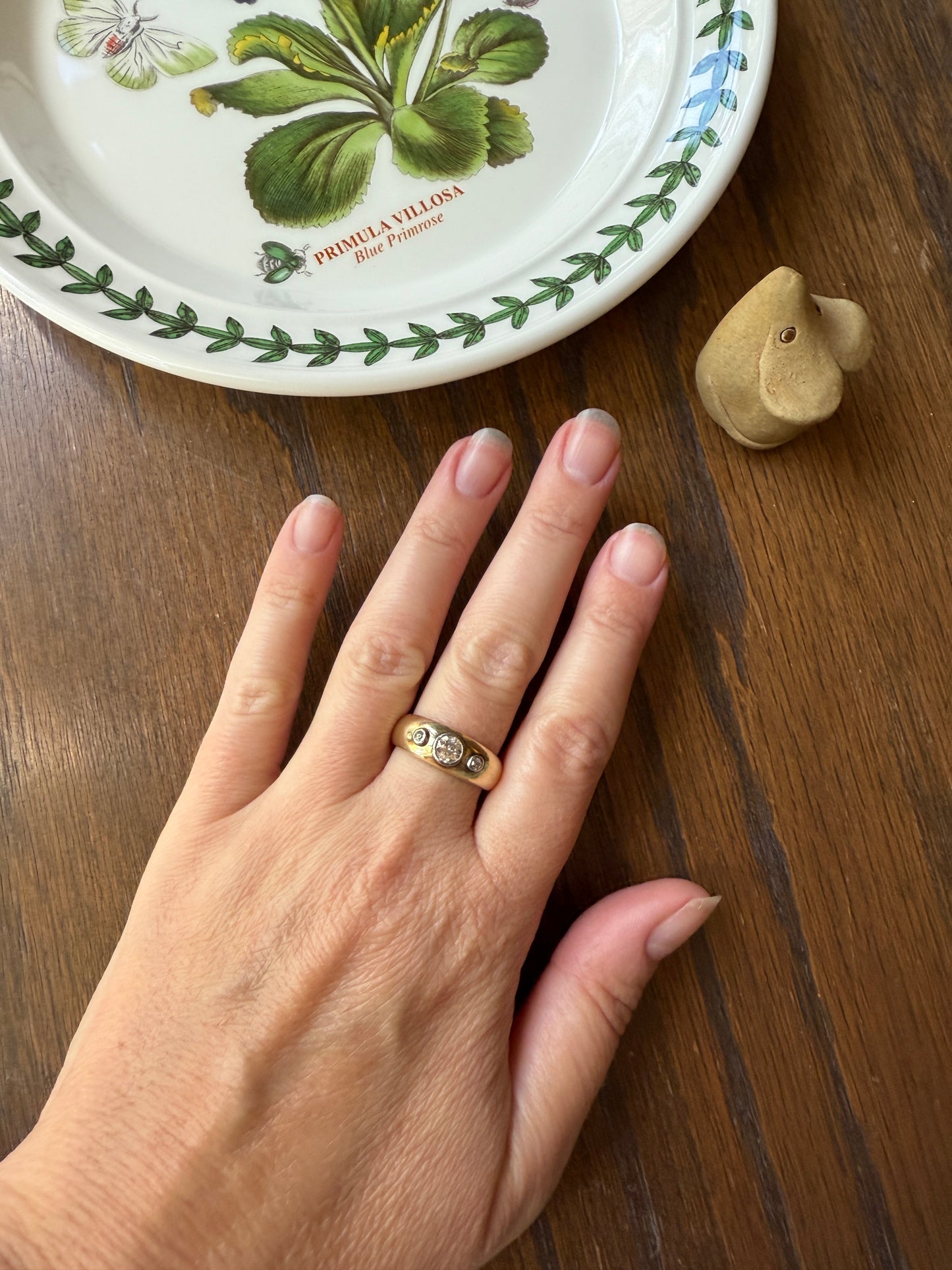 Antique Old Mine Cut DIAMOND Three Stone Chunky Ring 7.1g 14k Gold 7.1mm Wide Band Gypsy Stacker Bezel Set Man or Unisex