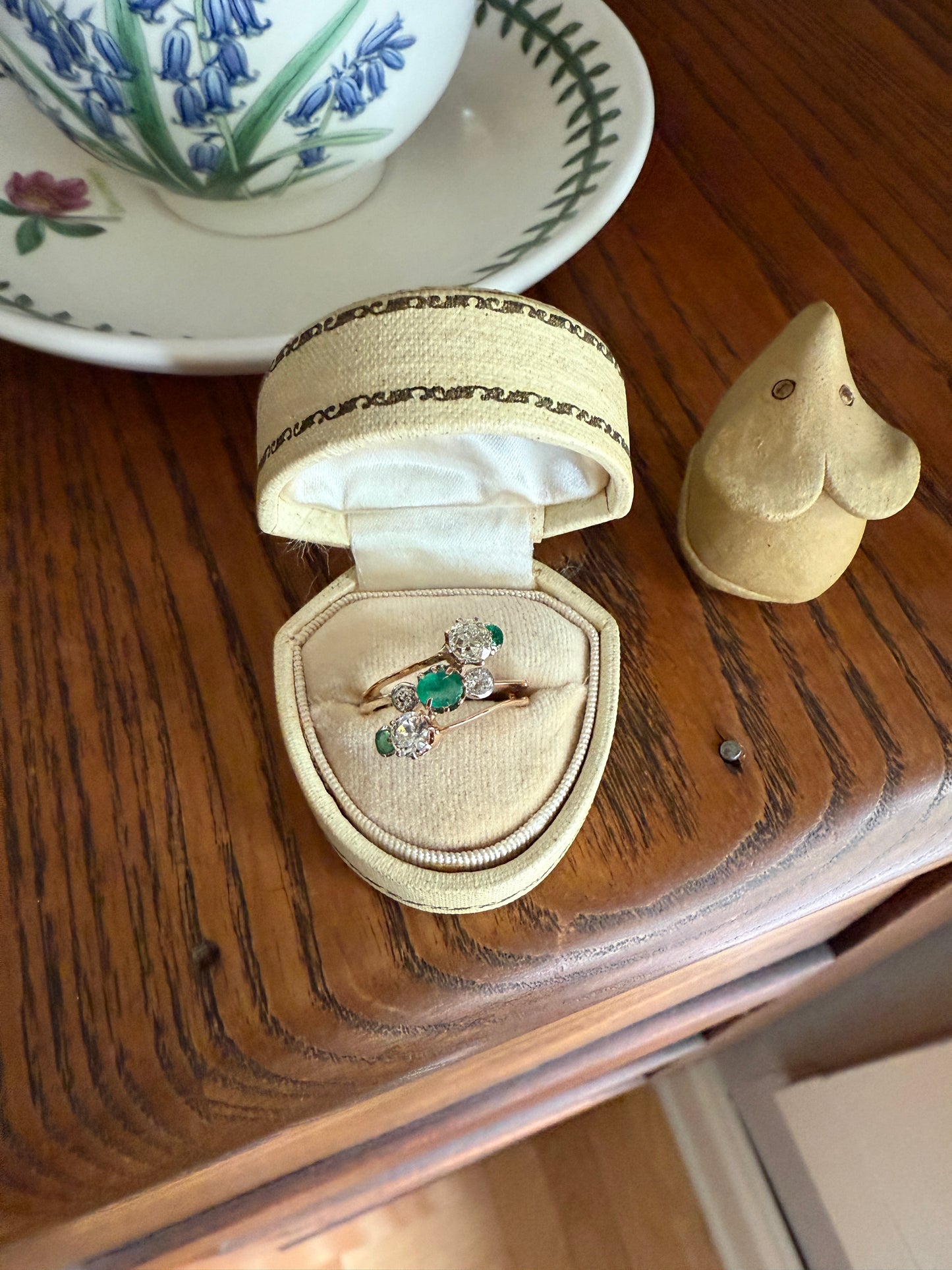 Antique EMERALD 1.4 Carat Old Mine Cut DIAMOND Angled Cluster Ring Chunky Victorian 18k Gold Two Levels Double Bands Green