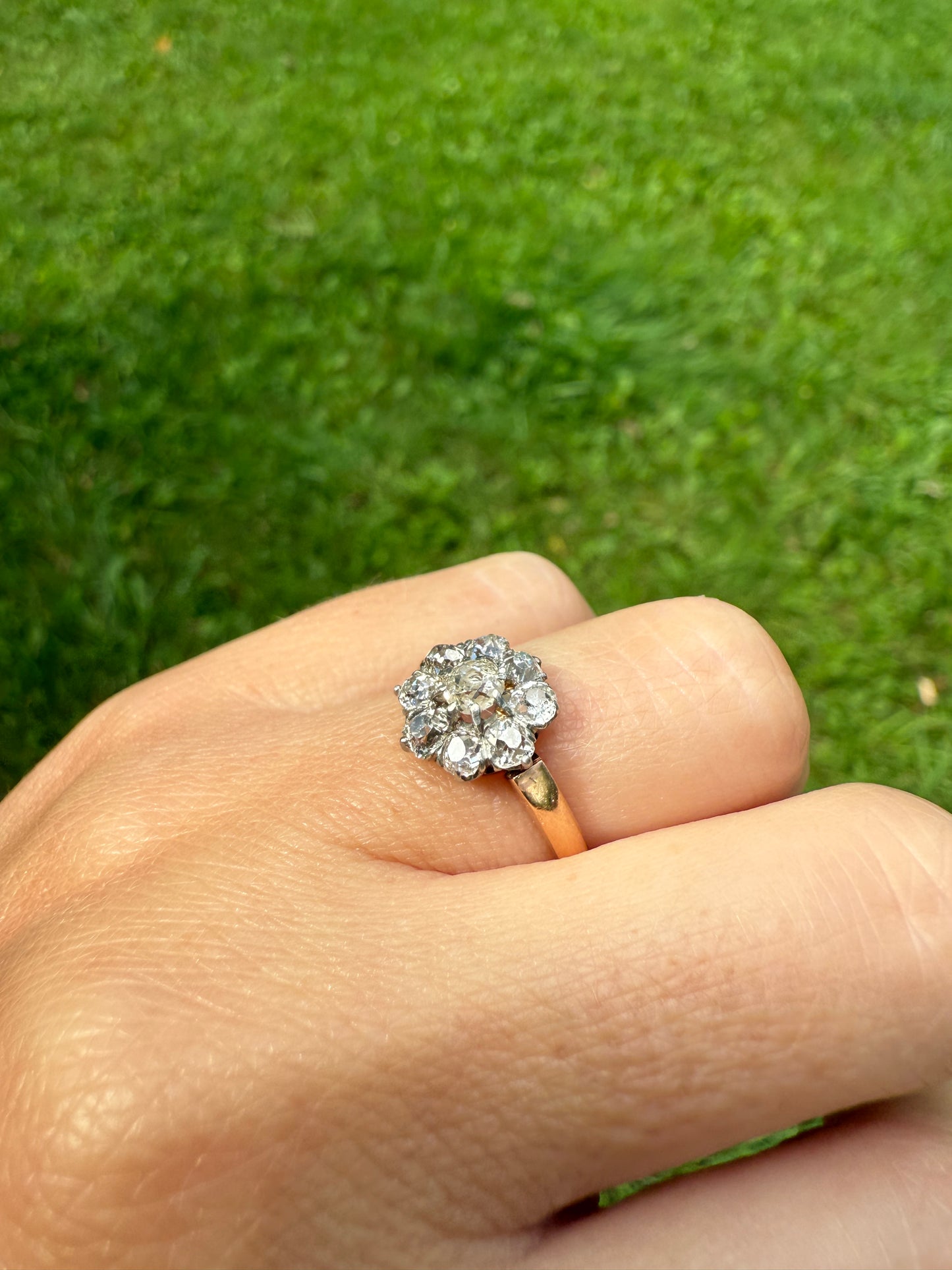 Old Mine Cut DIAMOND Daisy Cluster Halo French Antique Ring 18k Gold Platinum Victorian Belle Epoque