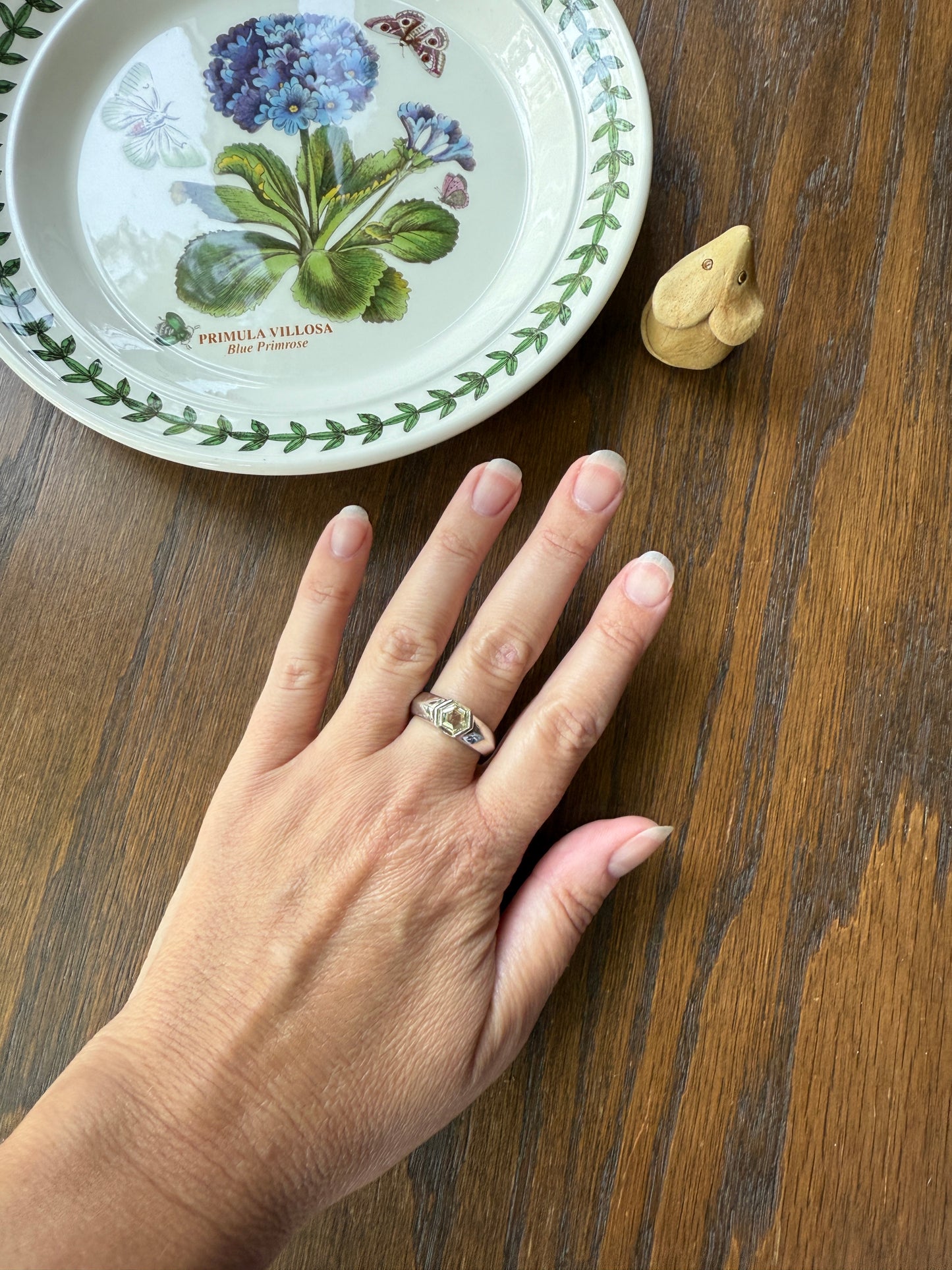 Rare HEXAGON Natural Diamond Pale Yellow French Vintage 18k White Gold Gypsy Ring 9.1g Chunky Sturdy Stacker Unisex Step Cut Beveled Band