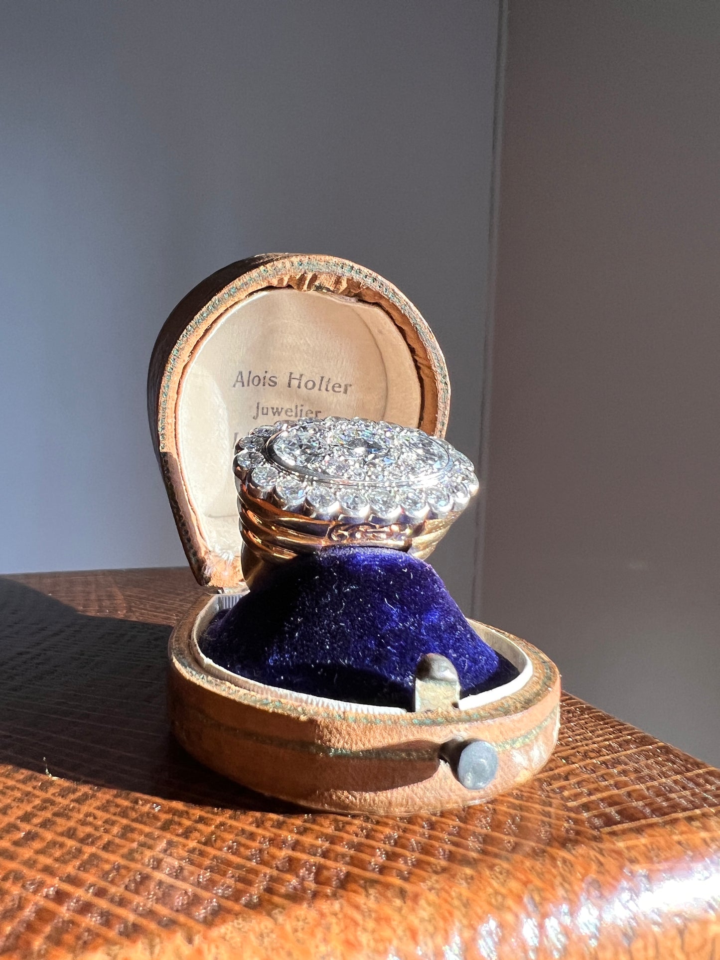 Vintage VAN CLEEF & ARPELS Boxed 5.25 Carat Transitional Cut Diamond Ring Heavy 22g 18k Gold Platinum Vtg to Antique Art Deco Special in Original Box