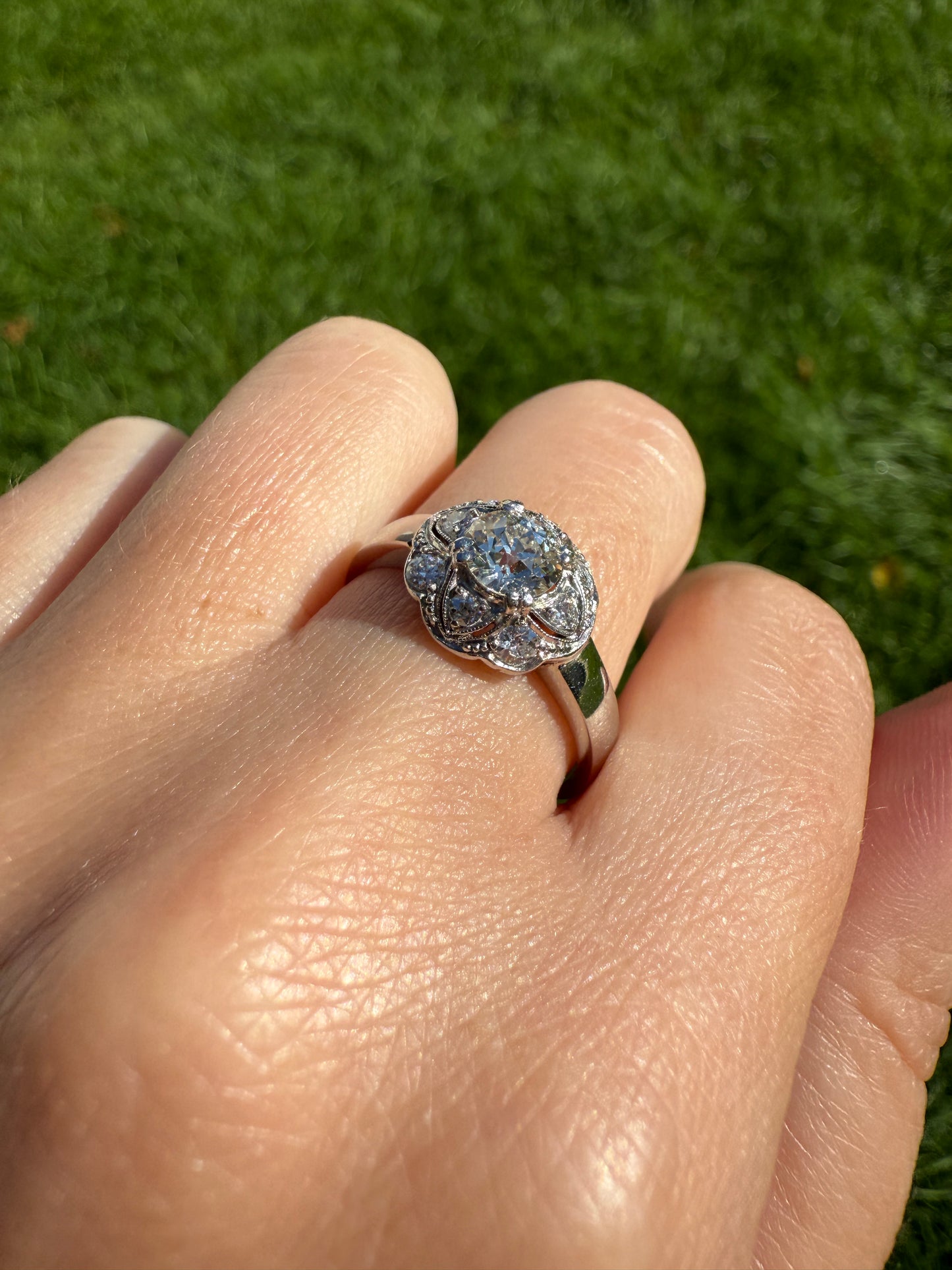 Vintage 1 Carat Tdw Antique Old European Cut Diamonds 18k White Gold Ring Scandinavian Domed Ornate Cluster Ring Art Deco Edwardian Style