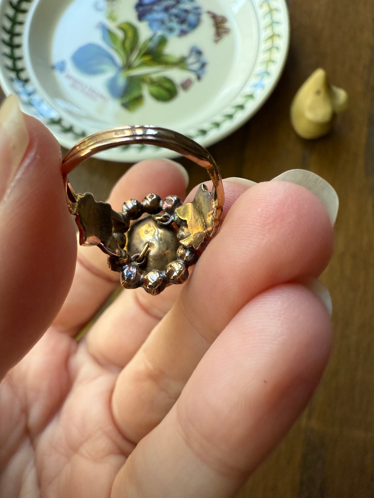 Antique Perpignan GARNET Oval Almandine Cluster Ring French VICTORIAN Era 18k Gold Vine Leaf