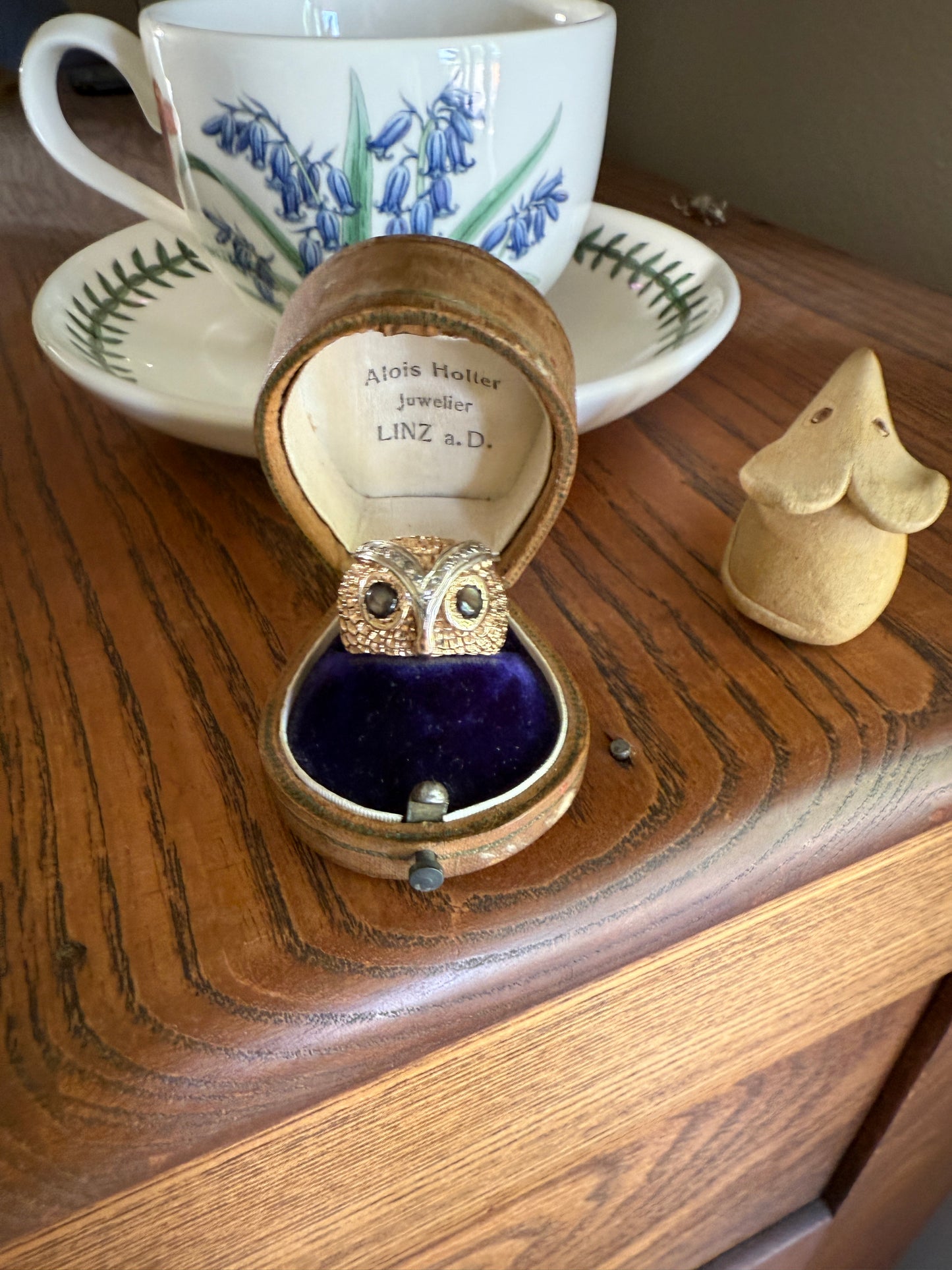 OWL Vintage Figural HEAVY 12.7g 14k Gold Ring Cat's Eye Gray Chrysoberyl Eyes Two Tone Diamond Accents Domed Chunky Unisex Statement Wisdom
