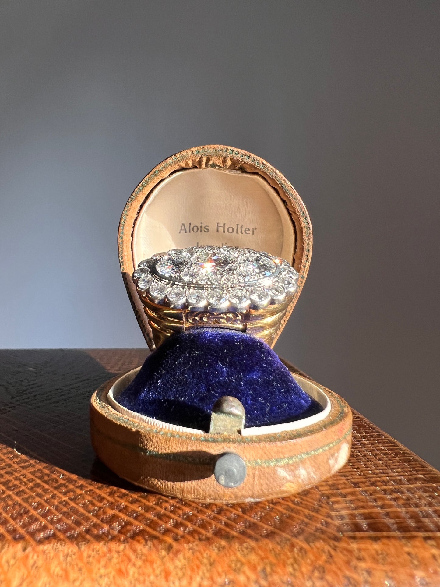 Vintage VAN CLEEF & ARPELS Boxed 5.25 Carat Transitional Cut Diamond Ring Heavy 22g 18k Gold Platinum Vtg to Antique Art Deco Special in Original Box