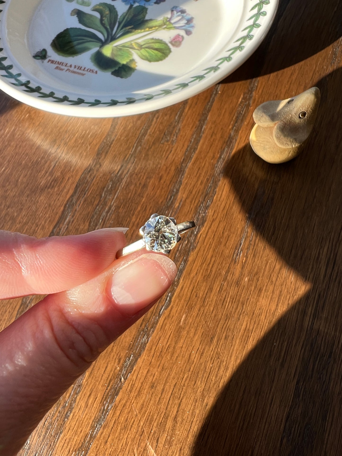 Antique 1 CARAT Old Mine Cut DIAMOND Solitaire Engagement Ring 18k White Gold PLATINUM French Art Deco Warm Very Pale Yellow Tall