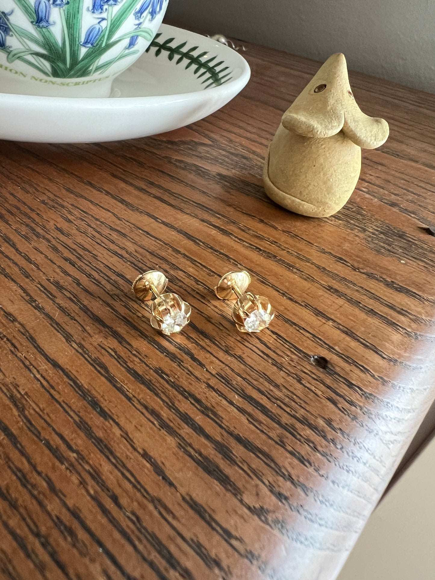 Antique Eye Clean One Carat Tdw Cushion Old Mine Cut DIAMOND Prong Stud Earrings French 18k Gold