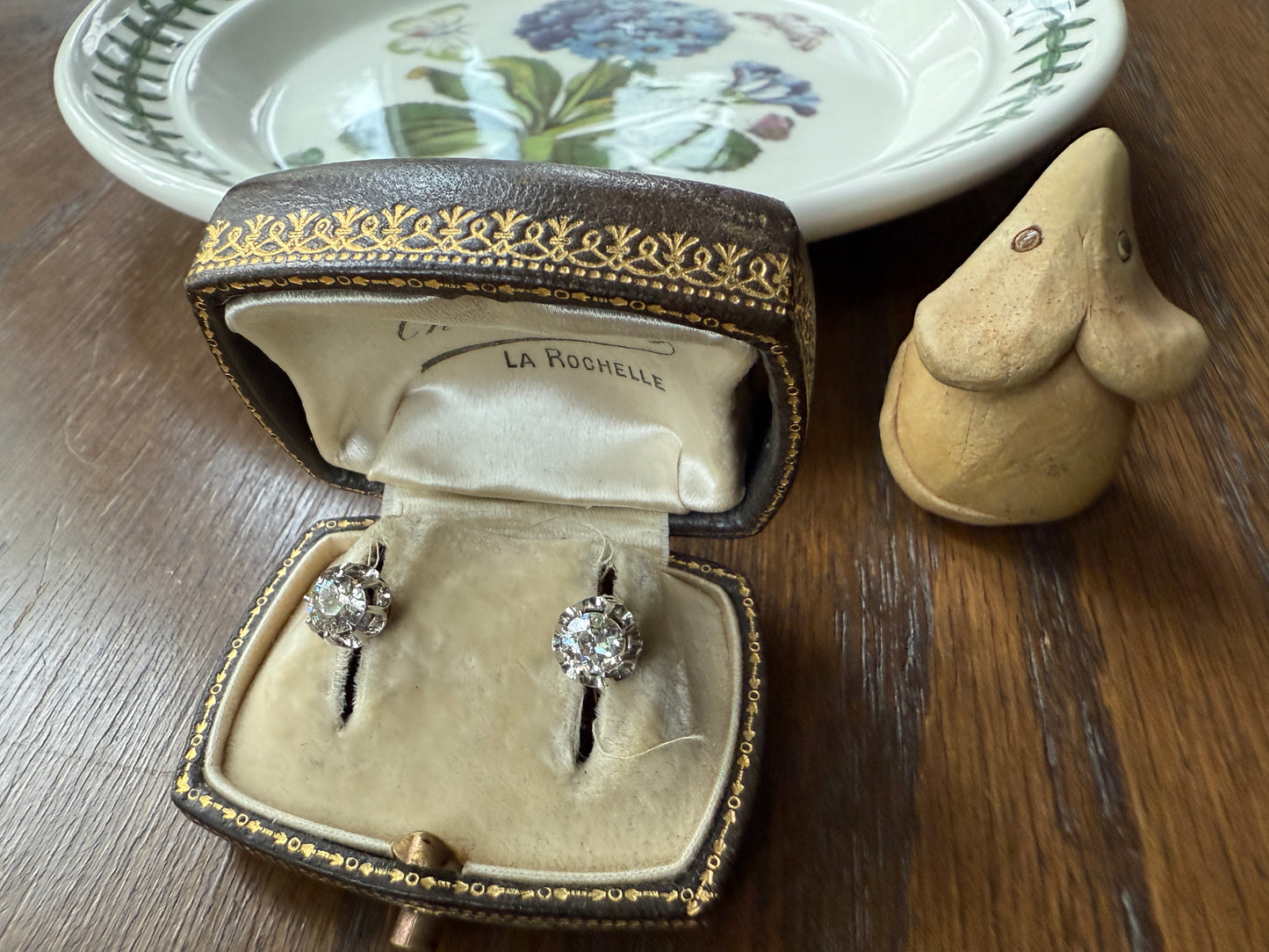 Antique 1 Carat Tdw Old Mine Cut DIAMOND Buttercup Prong Stud Earrings French 18k Gold Victorian Belle Epoque 1Ct OMC