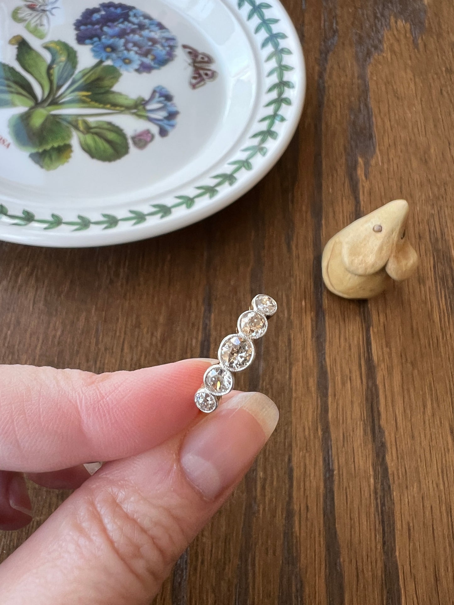 Antique One Carat Champagne White Old Mine Cut DIAMOND 18k Gold Platinum Five Stone Ring Bezel Set Band