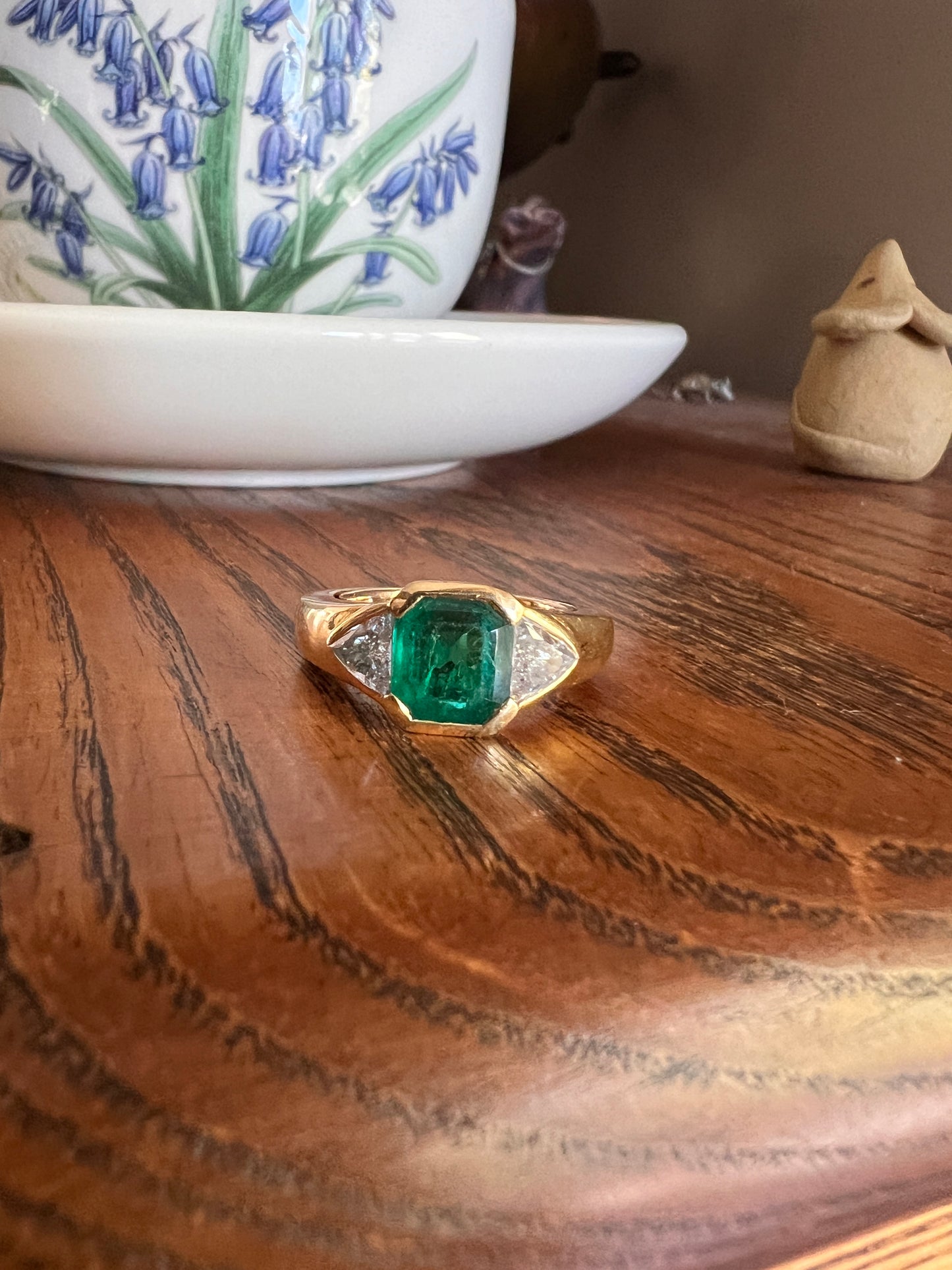 Vintage .85 Ct Trillion Cut Diamond Green Octagonal EMERALD Art Deco Three Stone Gypsy Ring HEAVY French 18k Gold