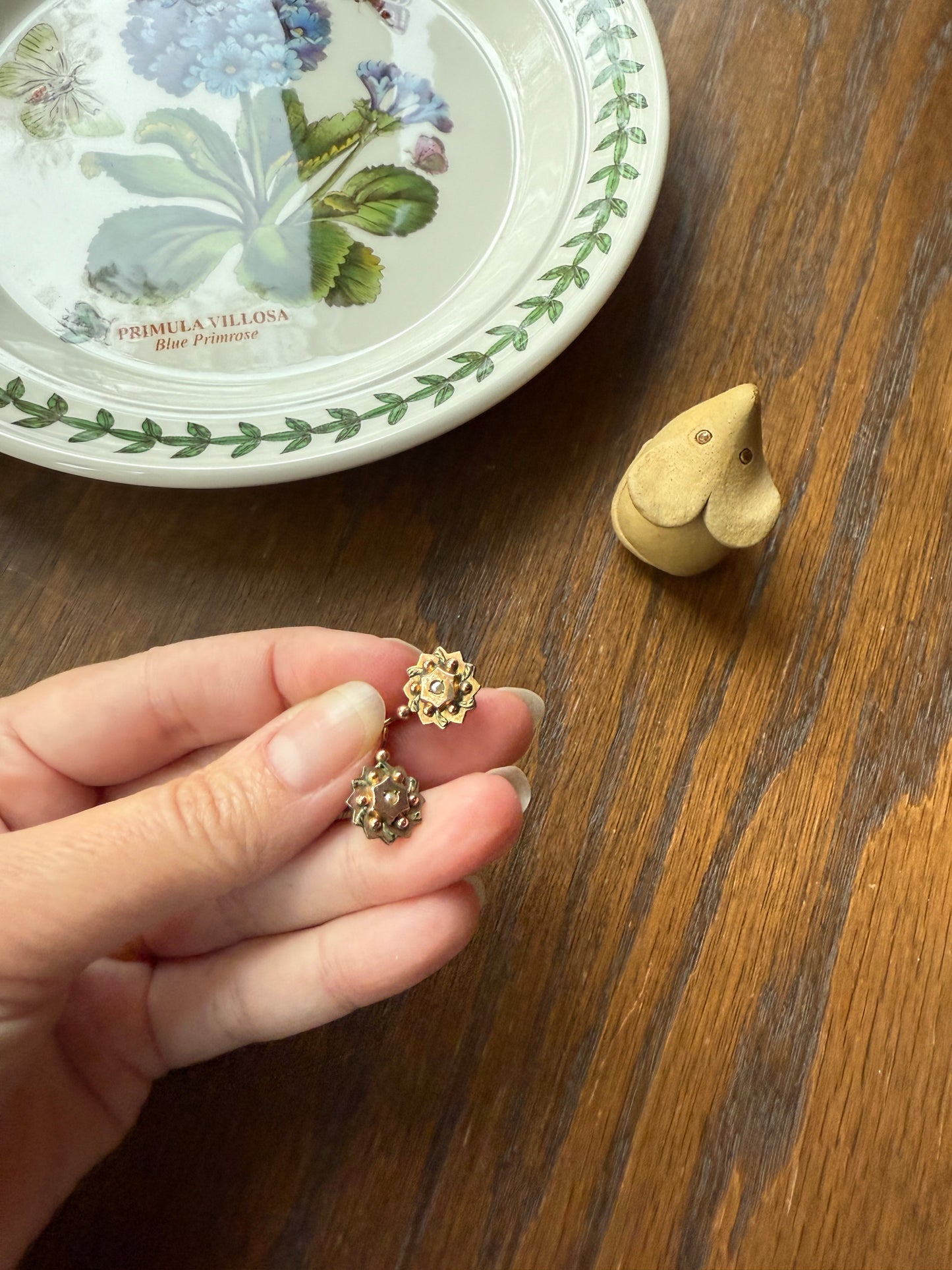 Dormeuse Dangle Earrings French ANTIQUE " Oria " Brand Pearl Green & Rose Gold Fill Star Burst Ball Rivet Bead Floral
