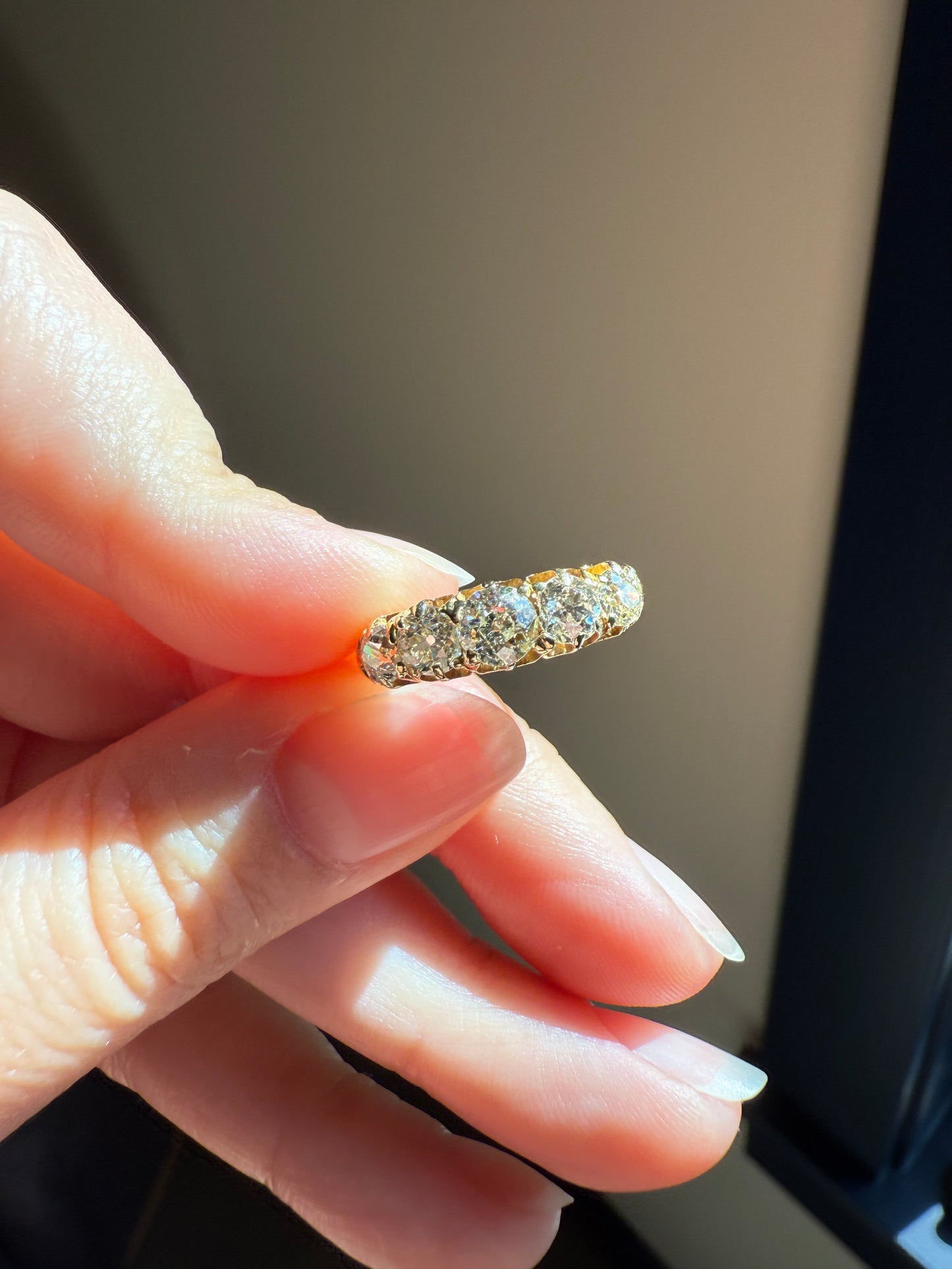 Antique 1.5 Carat Old Mine Cut DIAMOND 5 Five Stone Band Ring 18k Gold Scrolled Victorian c1888